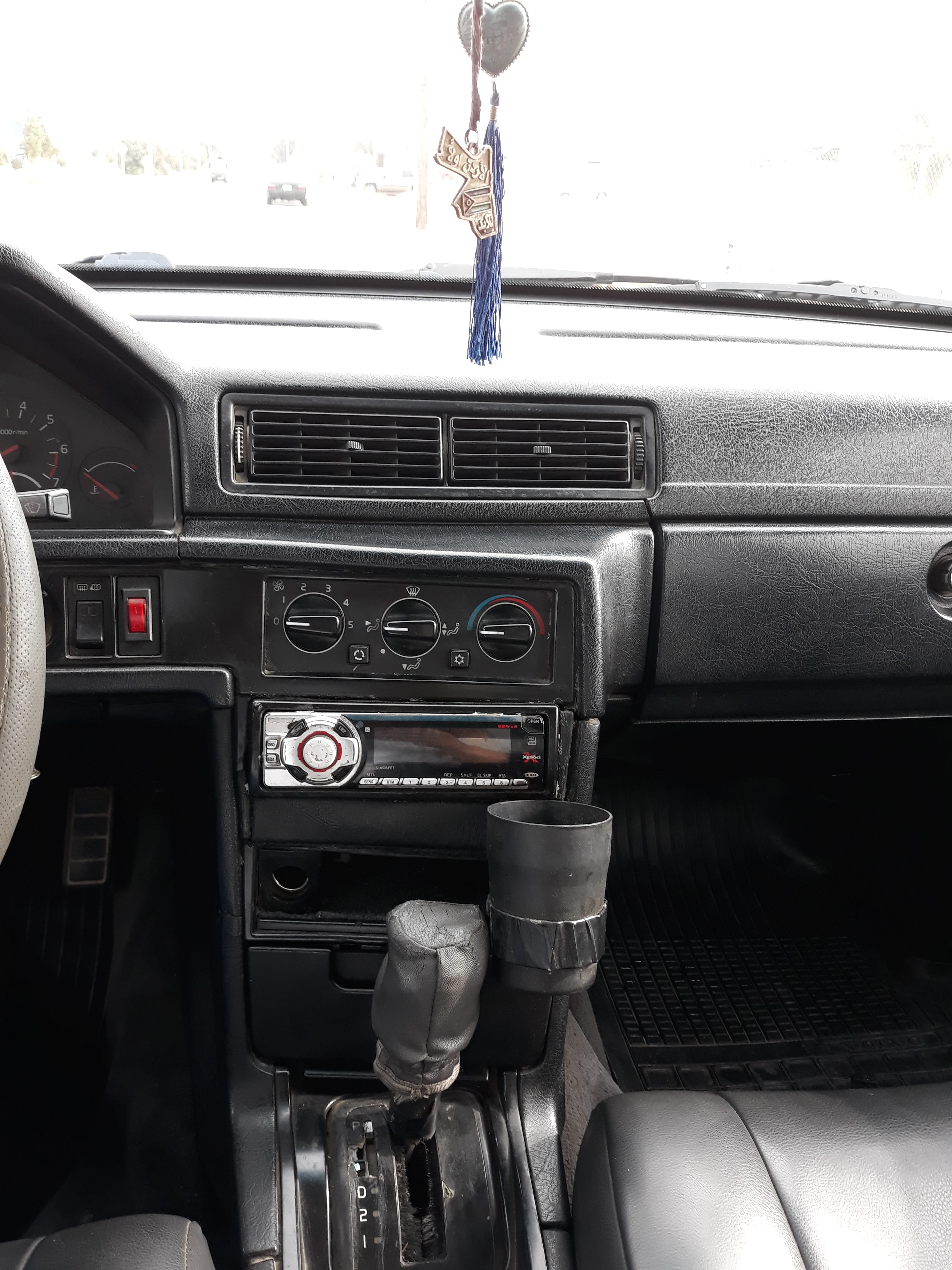 فولفو 940 موديل 1995
لا تنسَ أنك شاهدت هذا الإعلان في عنكبوت
فولفو 940 للبيع فل كامل عدا الفت...