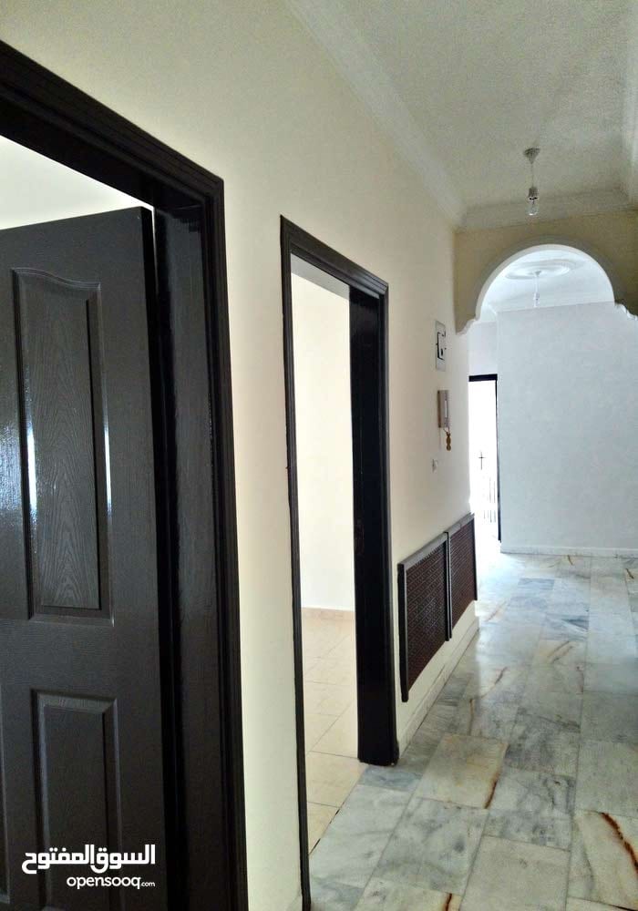قرب مكة مول ط 2 للبيع 3 نوم وتوابعها 90 ألف دينار
لا تنسَ أنك شاهدت هذا الإعلان في عنكبوت
ط...