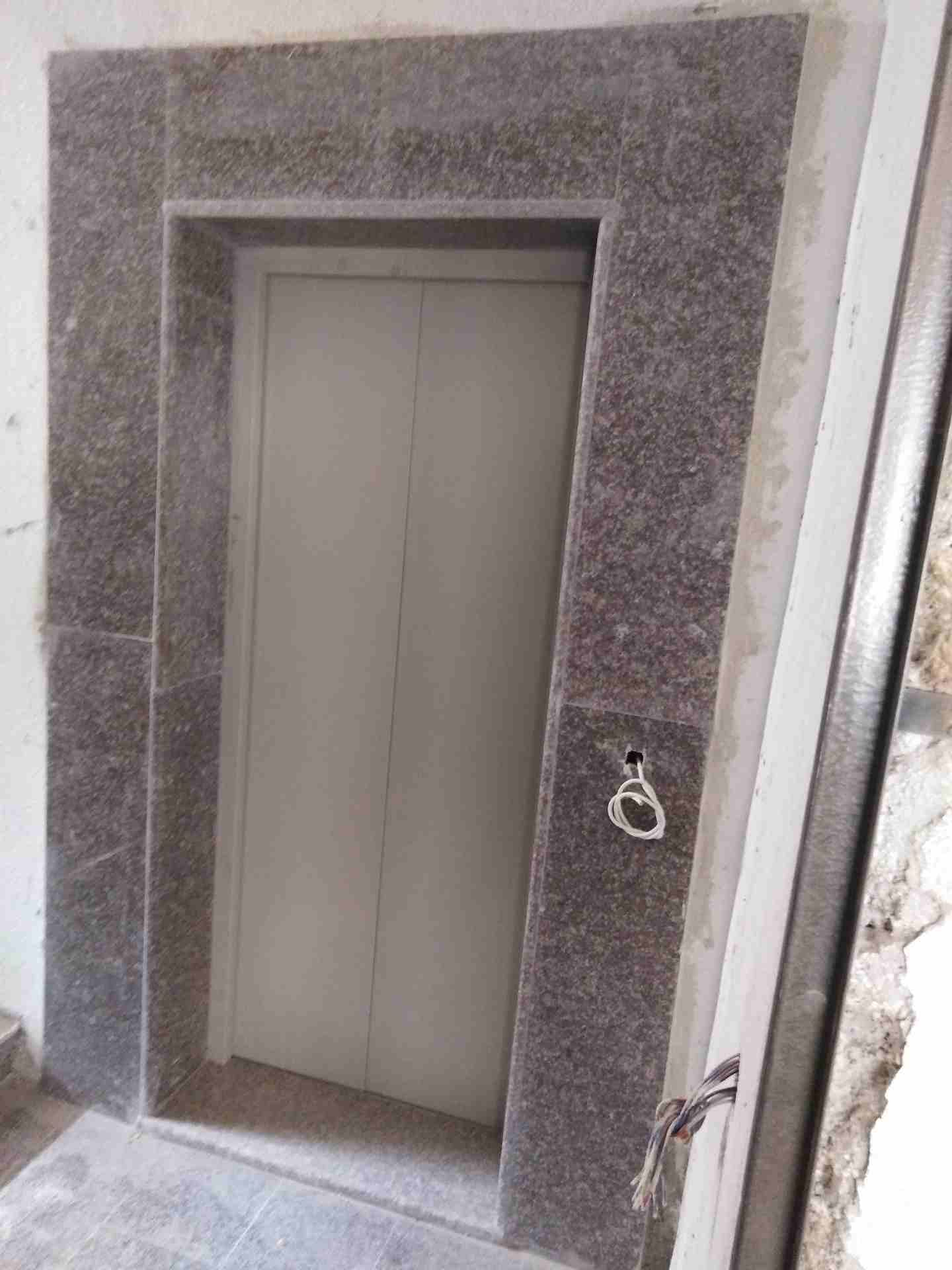 بليط لأعمال البلاط في عمان
لا تنسَ أنك شاهدت هذا الإعلان في عنكبوت
بليط سوري لجميع أعمال البلاط س...