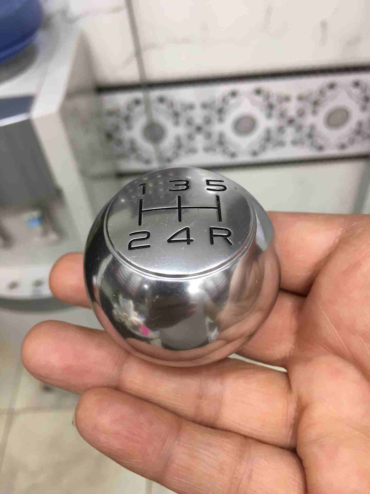 مجموعة طبة جير Shift Knob أصليات مميزة
لا تنسَ أنك شاهدت هذا الإعلان في عنكبوت
وارد اليابان . الا...