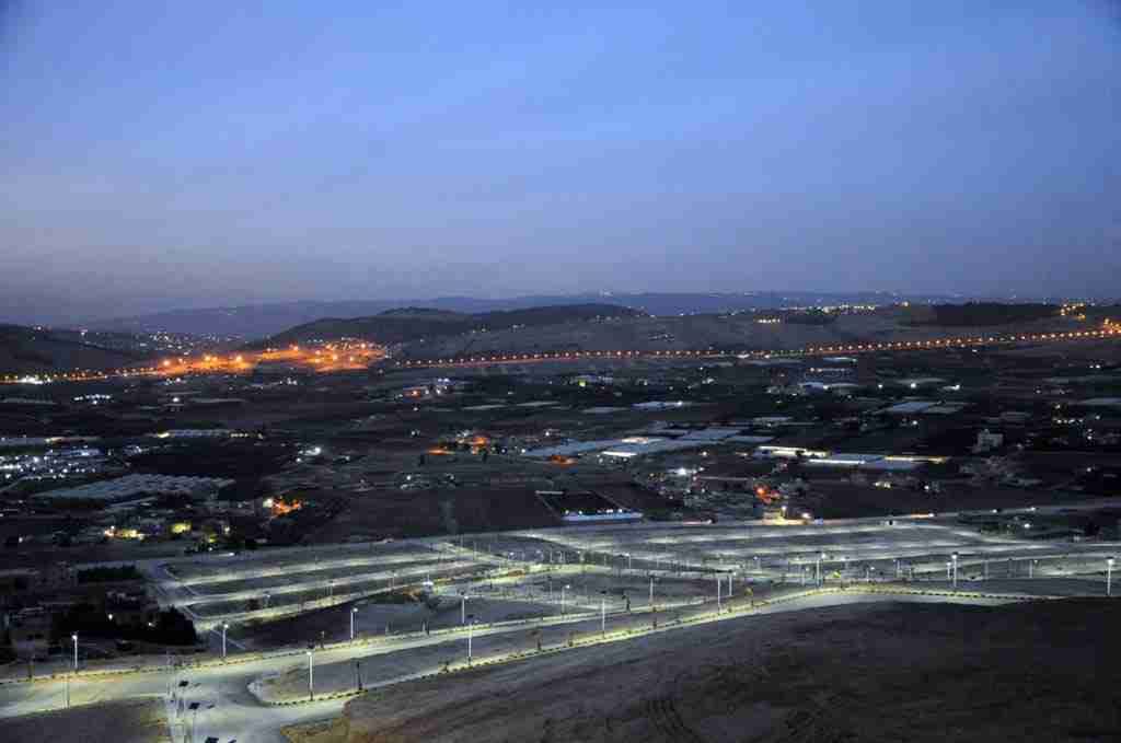 ارض 2630 متر للبيع في ابو نصير شارع الاردن
لا تنسَ أنك شاهدت هذا الإعلان في عنكبوت
ارض استثما...