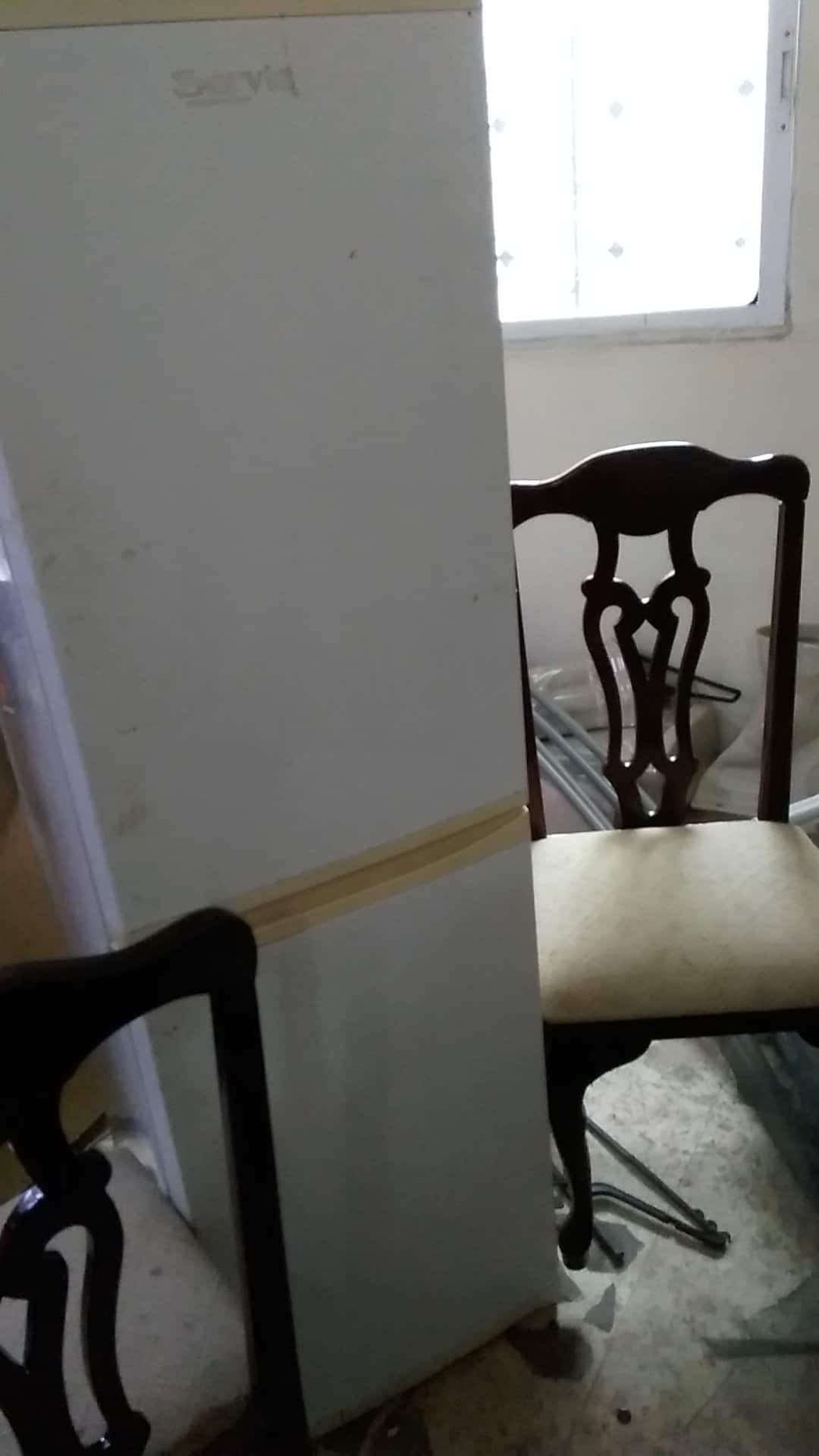 عفش بيت
لا تنسَ أنك شاهدت هذا الإعلان في عنكبوت
غرفة نوم ماستر وثلاجه وتلفزيون وسجاده بسعر 40...