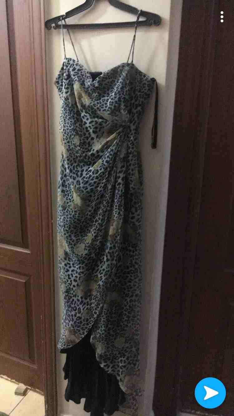 فساتين للبيع
لا تنسَ أنك شاهدت هذا الإعلان في عنكبوت
اي فستان بخمسة للتواصل 0790467685 يفصل التوا...