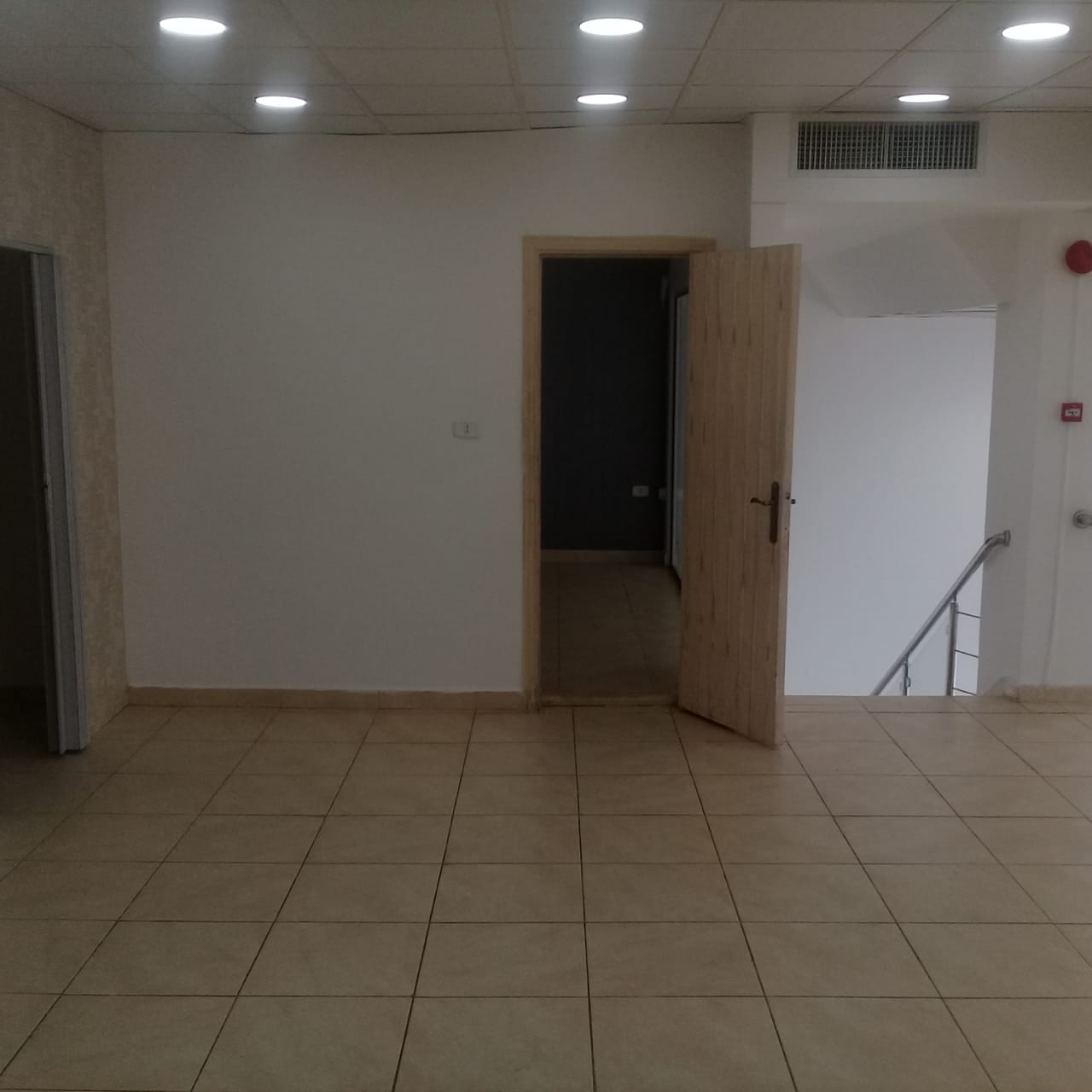 معرض ومحلات تجاري للايجار
لا تنسَ أنك شاهدت هذا الإعلان في عنكبوت
معرض تجاري للايجار بموقع اس...