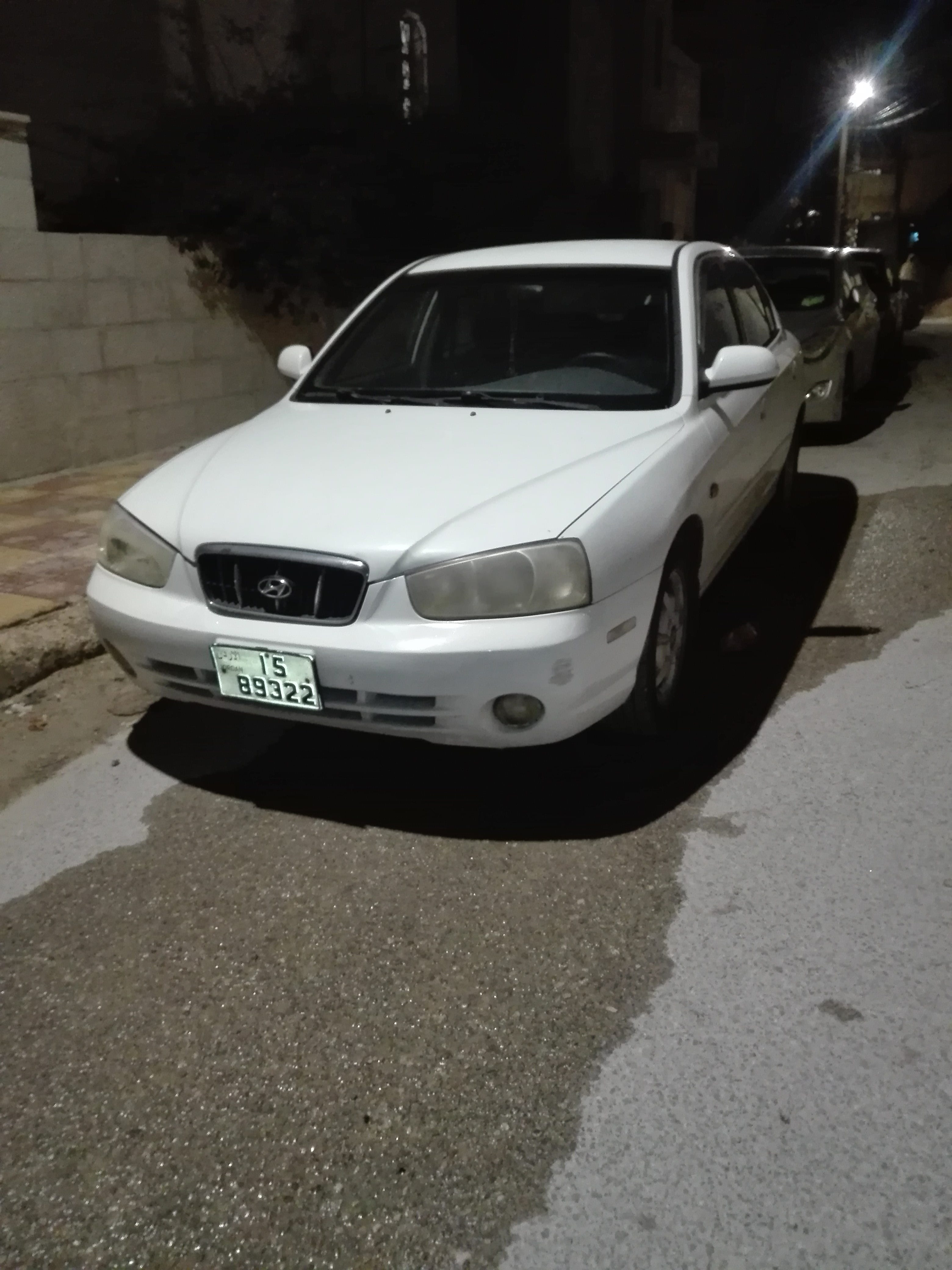 هيونداي افانتي xD 2000
لا تنسَ أنك شاهدت هذا الإعلان في عنكبوت
اكس دي
ديلوكس
فحص خلفي جيد...
