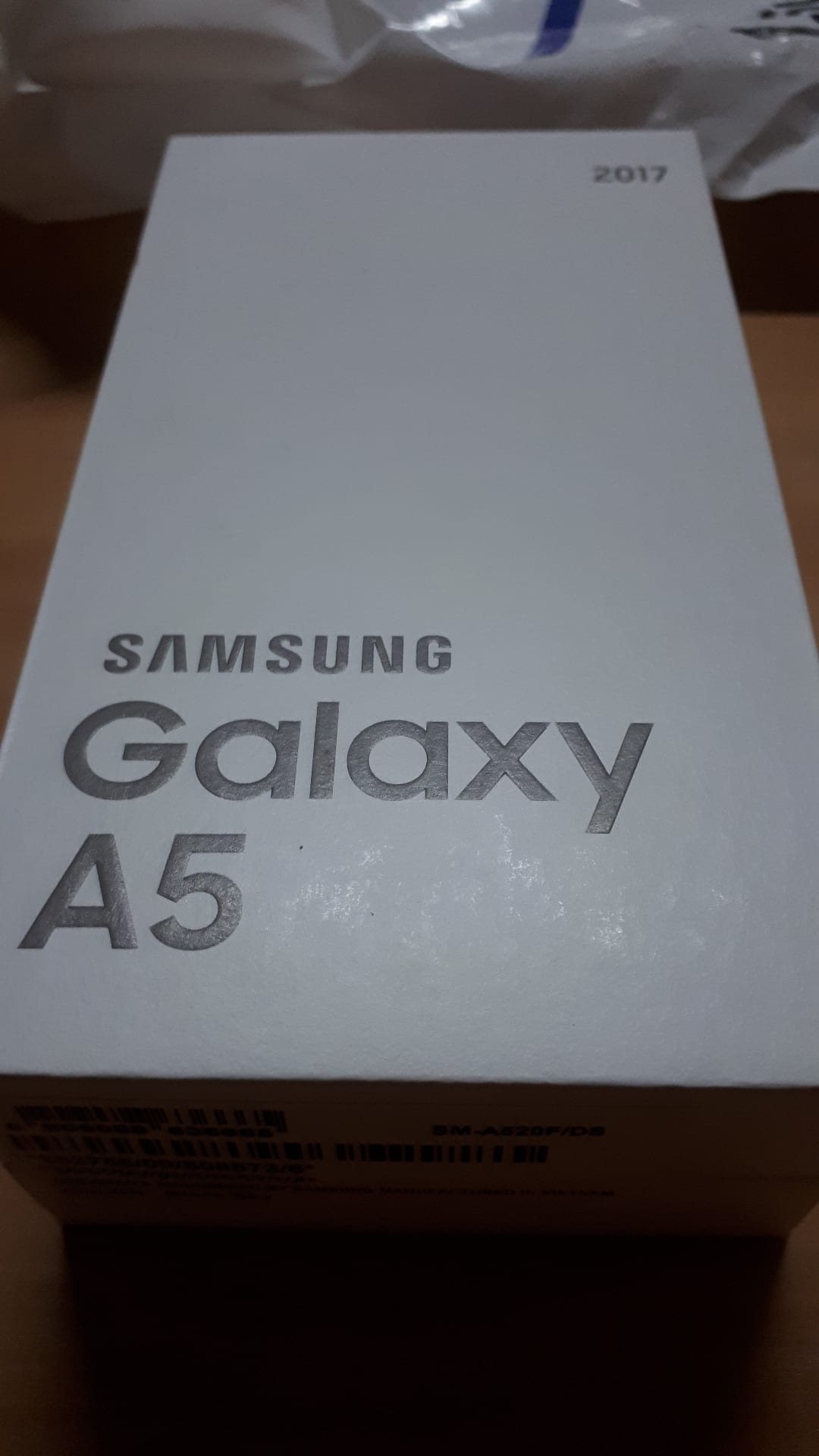 جهاز A5 2017 Samsung
لا تنسَ أنك شاهدت هذا الإعلان في عنكبوت
Samsung Galaxy A5 2017
Gorilla g...