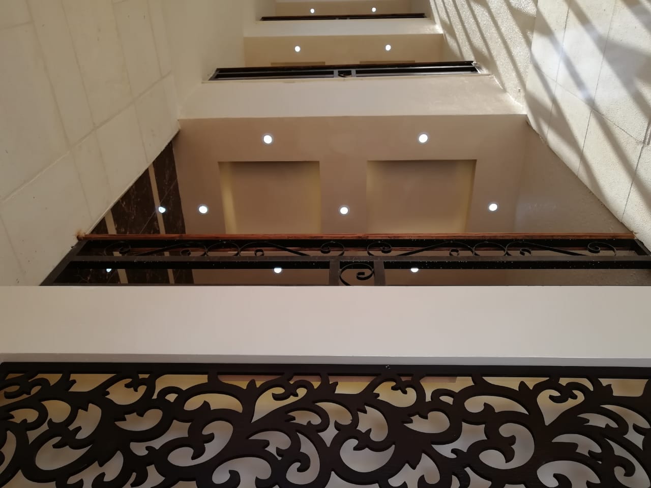 شقة اقساط في عرجان ومن المالك مباشرة
لا تنسَ أنك شاهدت هذا الإعلان في عنكبوت
شقة فاخرة للبيع...