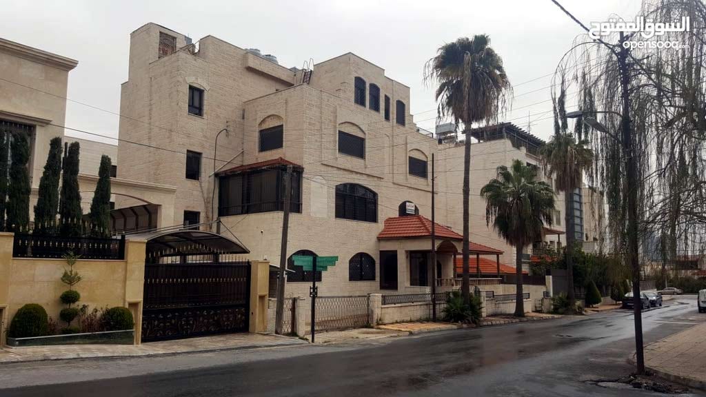 عماره سكنية للبيع في ام السماق موقع مميز
لا تنسَ أنك شاهدت هذا الإعلان في عنكبوت
تتكون من خمس...