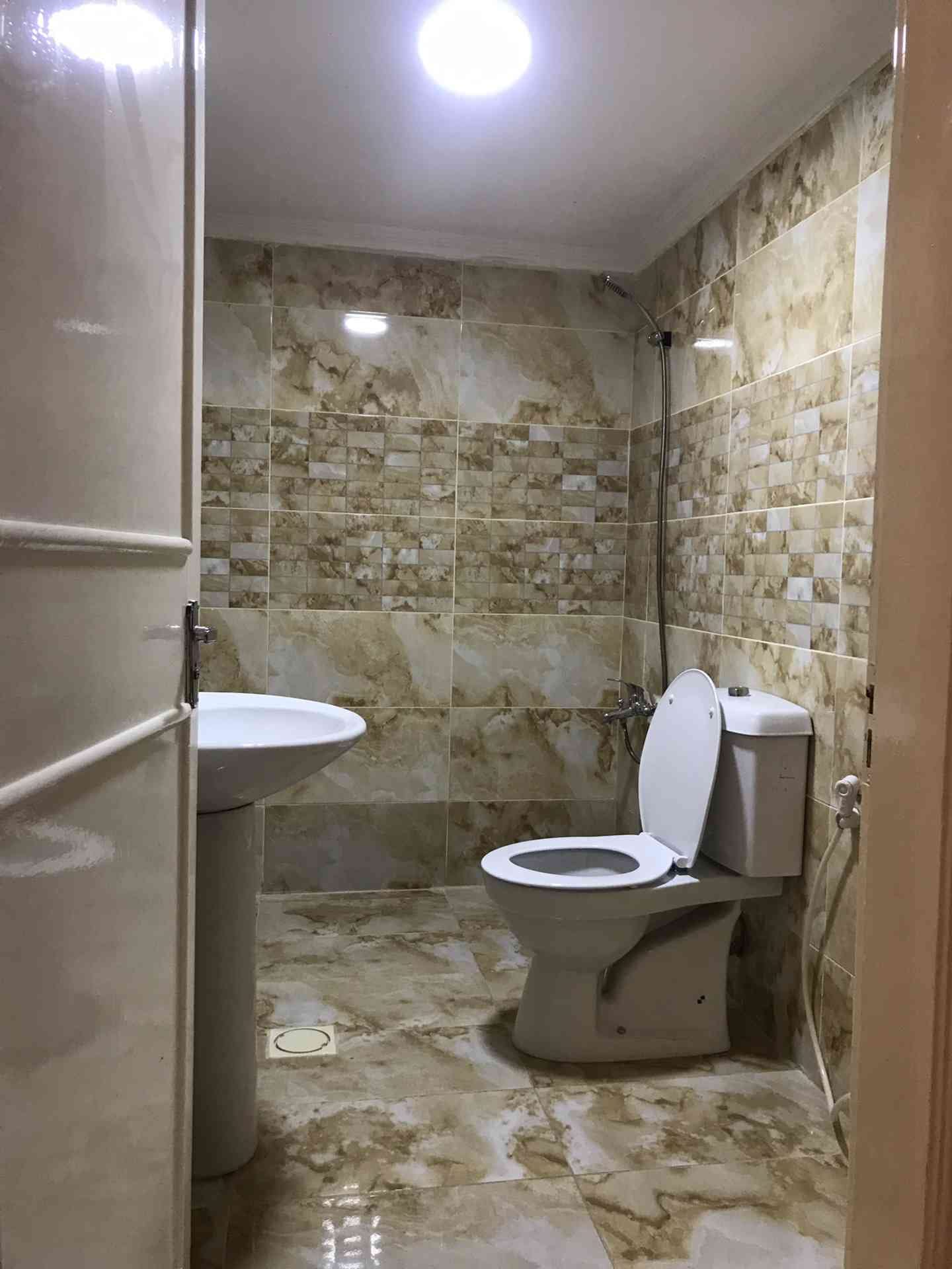 الرابيه خلف بنك الاسكان
لا تنسَ أنك شاهدت هذا الإعلان في عنكبوت
مخدومه مصعد كراج غرفة غزين من...
