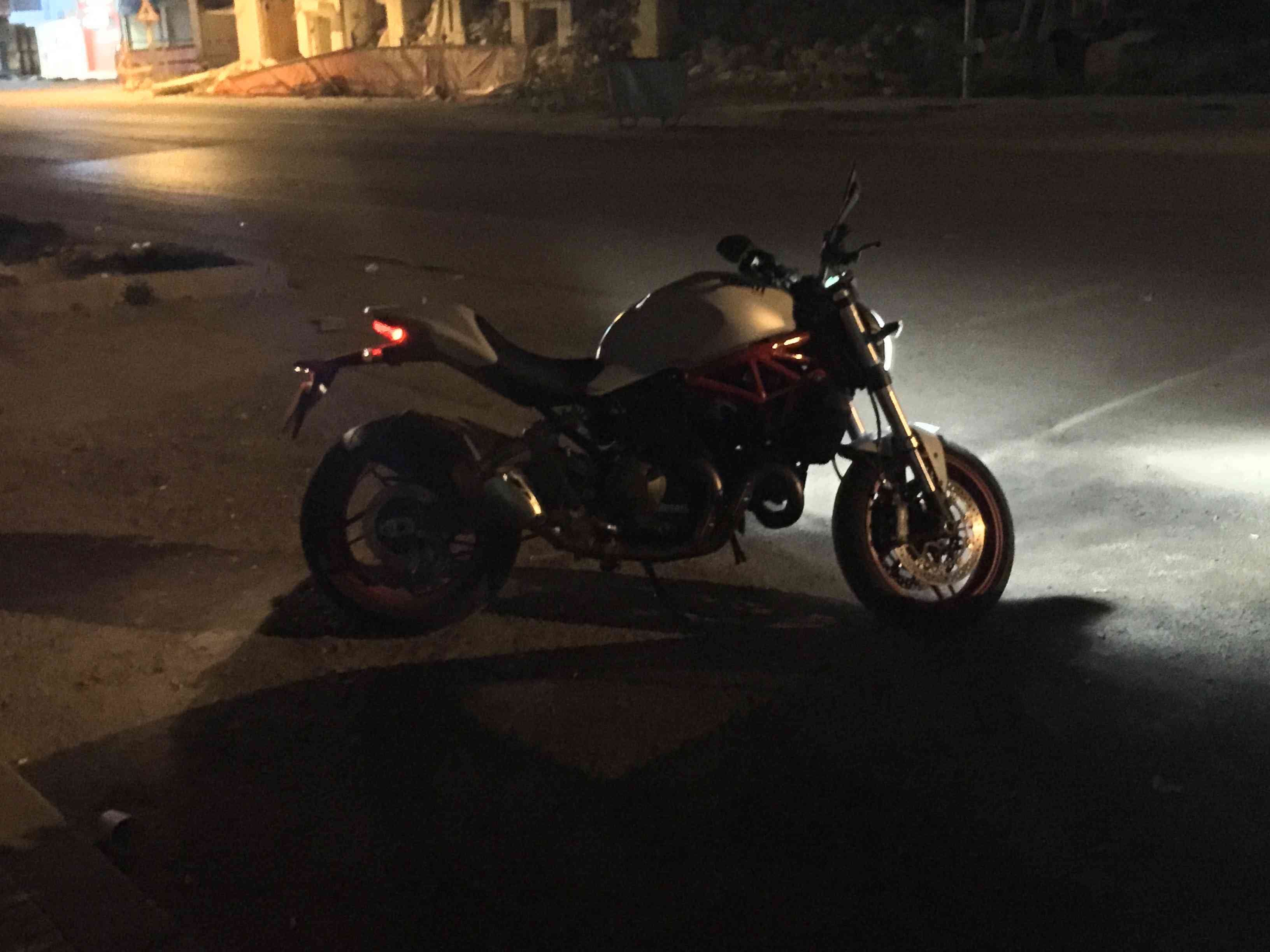 دوكاتي مونستر 821 2014. Ducati monster 2014
لا تنسَ أنك شاهدت هذا الإعلان في عنكبوت
دوكاتي...