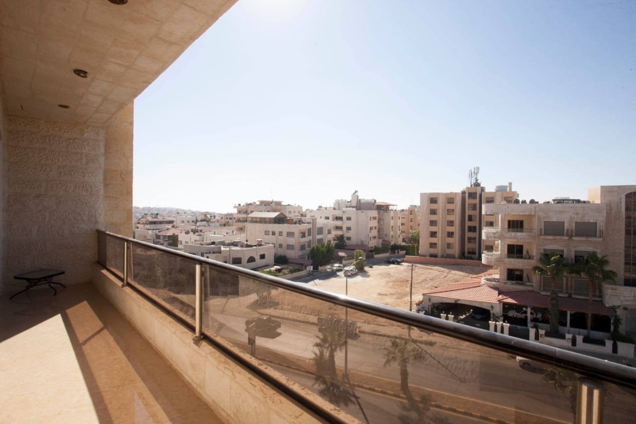 شقة للايجار اليومي او الاسبوعي او الشهري - في عبدون الشمالي
لا تنسَ أنك شاهدت هذا الإعلان في عنكبوت...