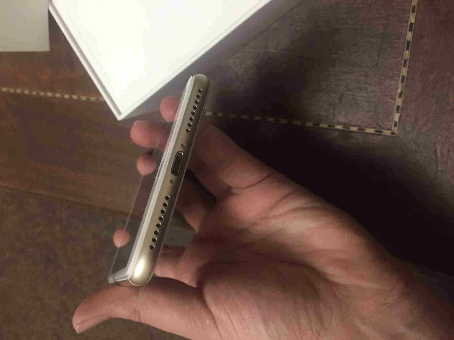 ايفوون 7plus 128g ولا خشط ولا نقرة وكالة مع الشاحن والكرتونة
لا تنسَ أنك شاهدت هذا الإعلان في عنكبوت...