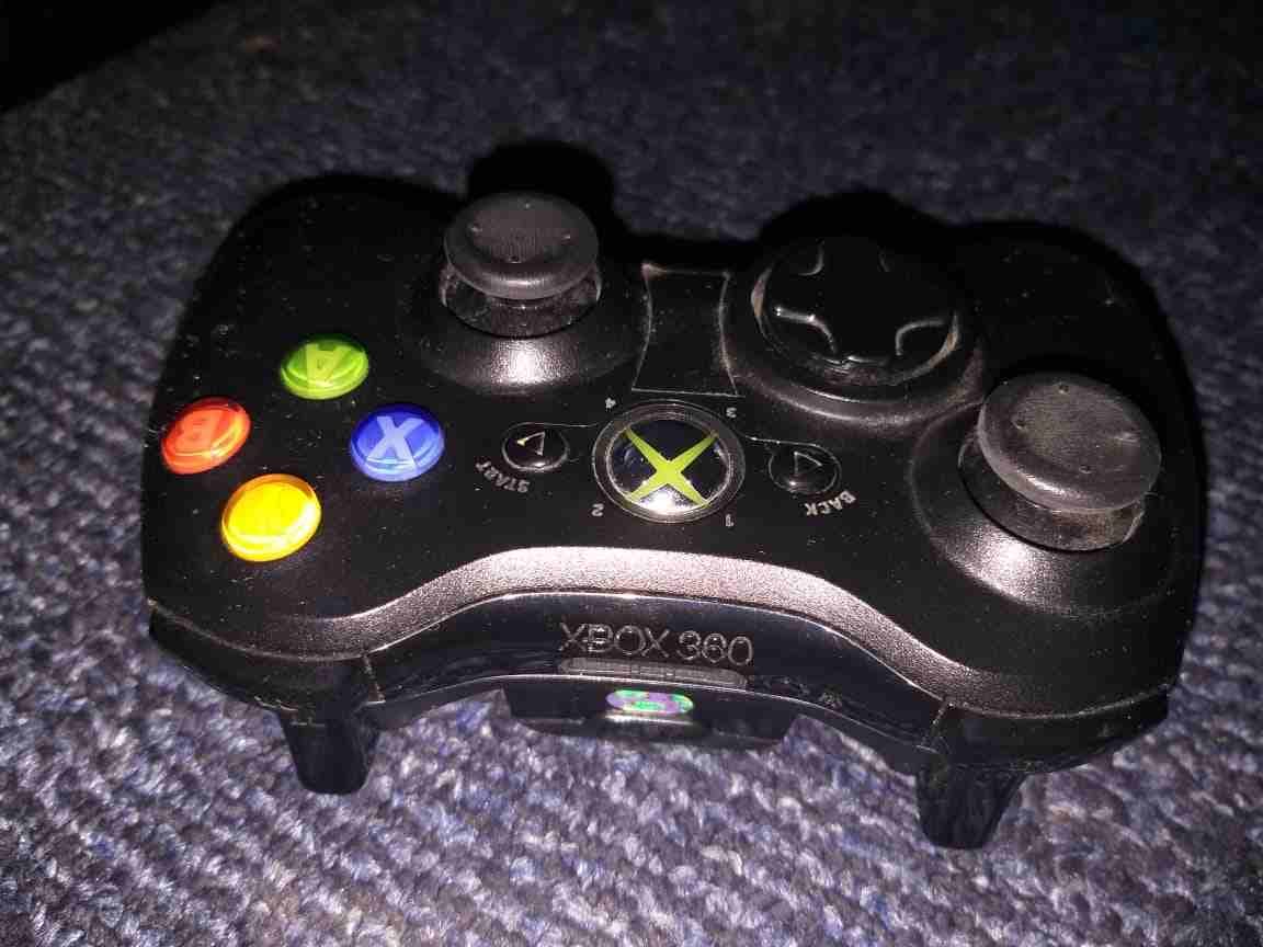 Xbox 360
لا تنسَ أنك شاهدت هذا الإعلان في عنكبوت
إكس بوكس360 . 500جيجا صنع 29.8.2014 غير معدل
جها...