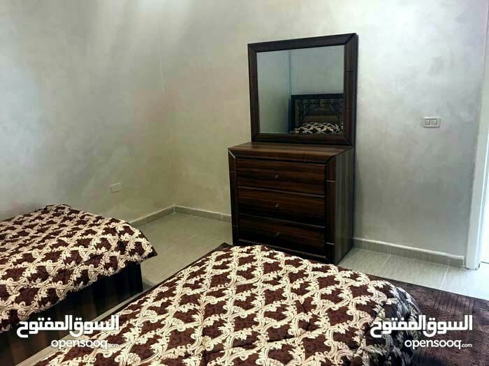 شقة ارضية مفروشة للايجار في عبدون بالقرب من السفارة القطرية والكويتية والامريكية
لا تنسَ أنك شاهدت هذا الإعلان في عنكبوت...