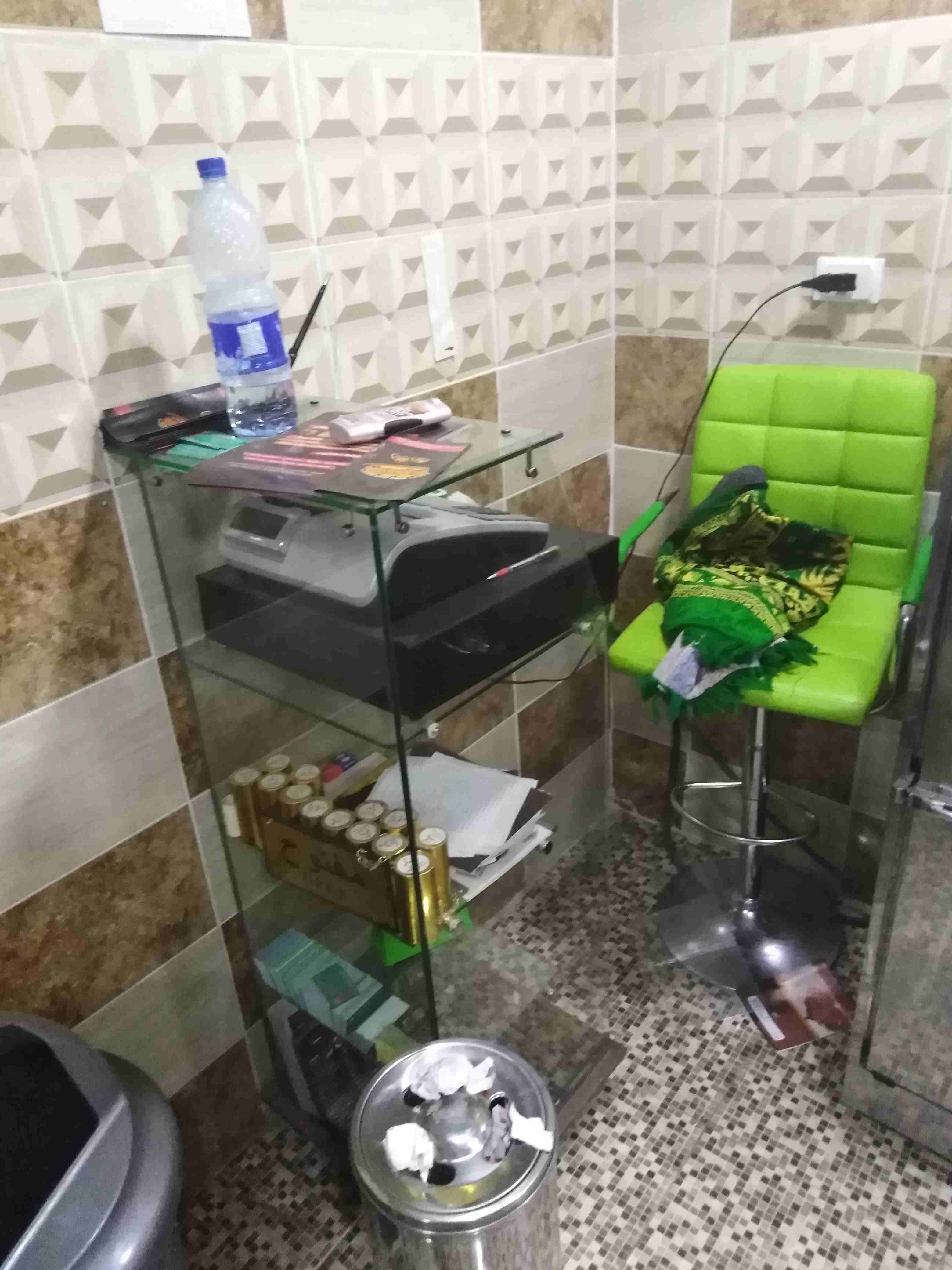 كاش وكاونتر وكرسي
لا تنسَ أنك شاهدت هذا الإعلان في عنكبوت
كاش كاسيو استعمال بسيط 160دينار
طاولة ك...