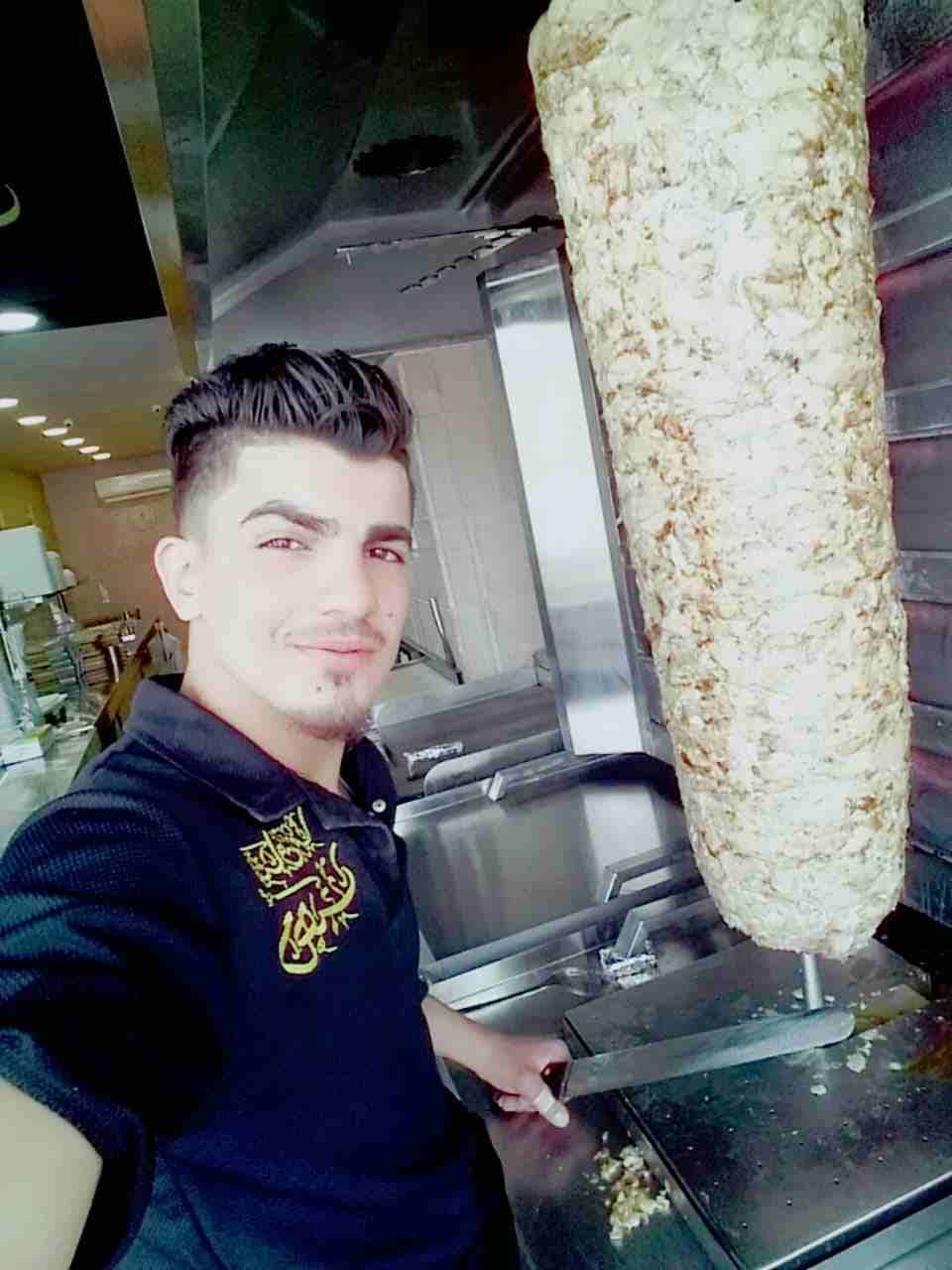 الأردن
لا تنسَ أنك شاهدت هذا الإعلان في عنكبوت
اسمي علي صمادي ابو ليث معلم شاورما خبرتزيد عن 5سنو...