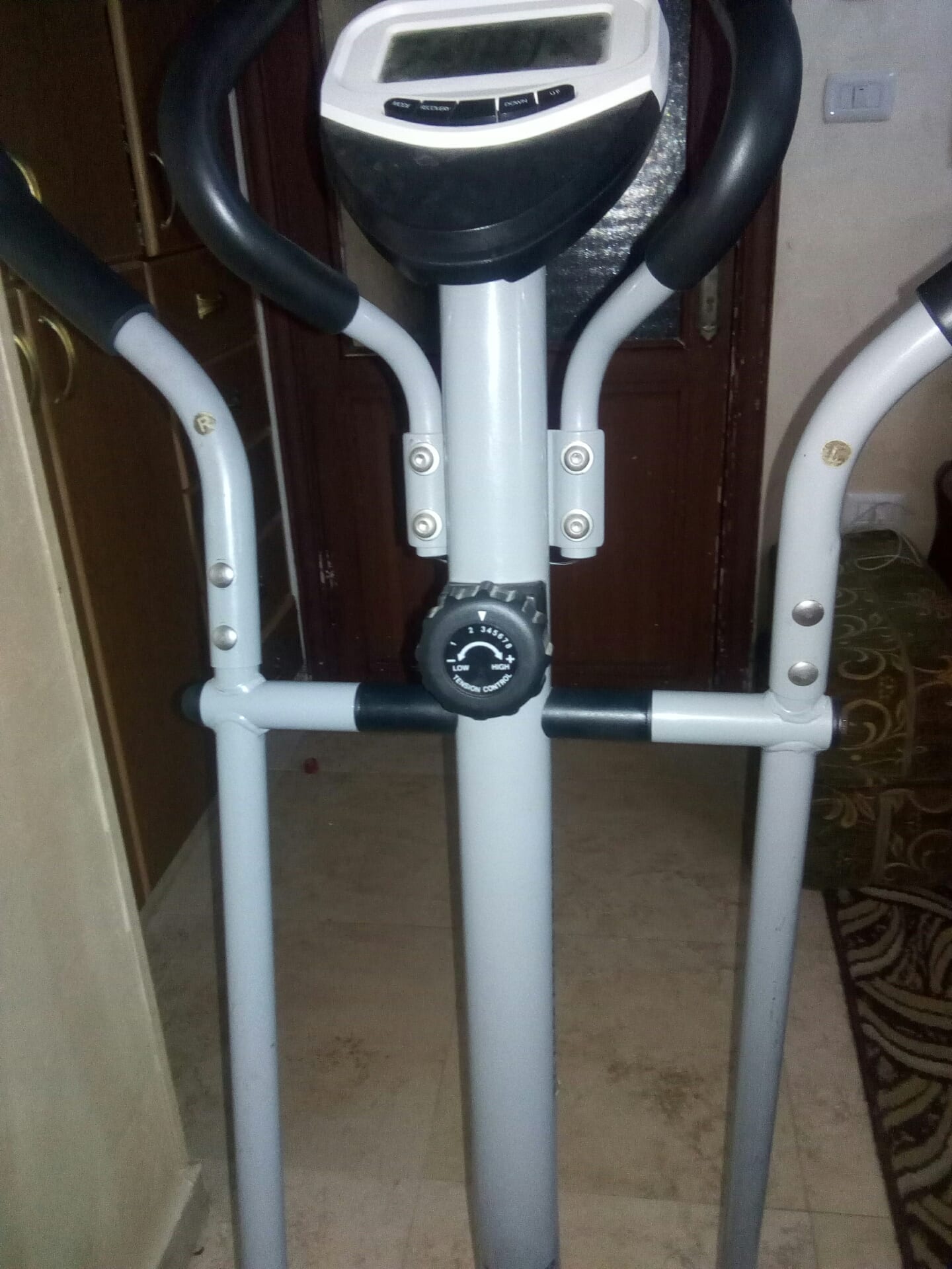 جهاز york fitens
لا تنسَ أنك شاهدت هذا الإعلان في عنكبوت
جهاز رياضة شبه جديد السعر قابل للتفا...