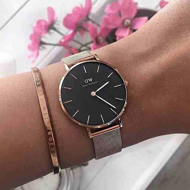 Daniel Wellington (DW) wrist watches
لا تنسَ أنك شاهدت هذا الإعلان في عنكبوت
available in differe...