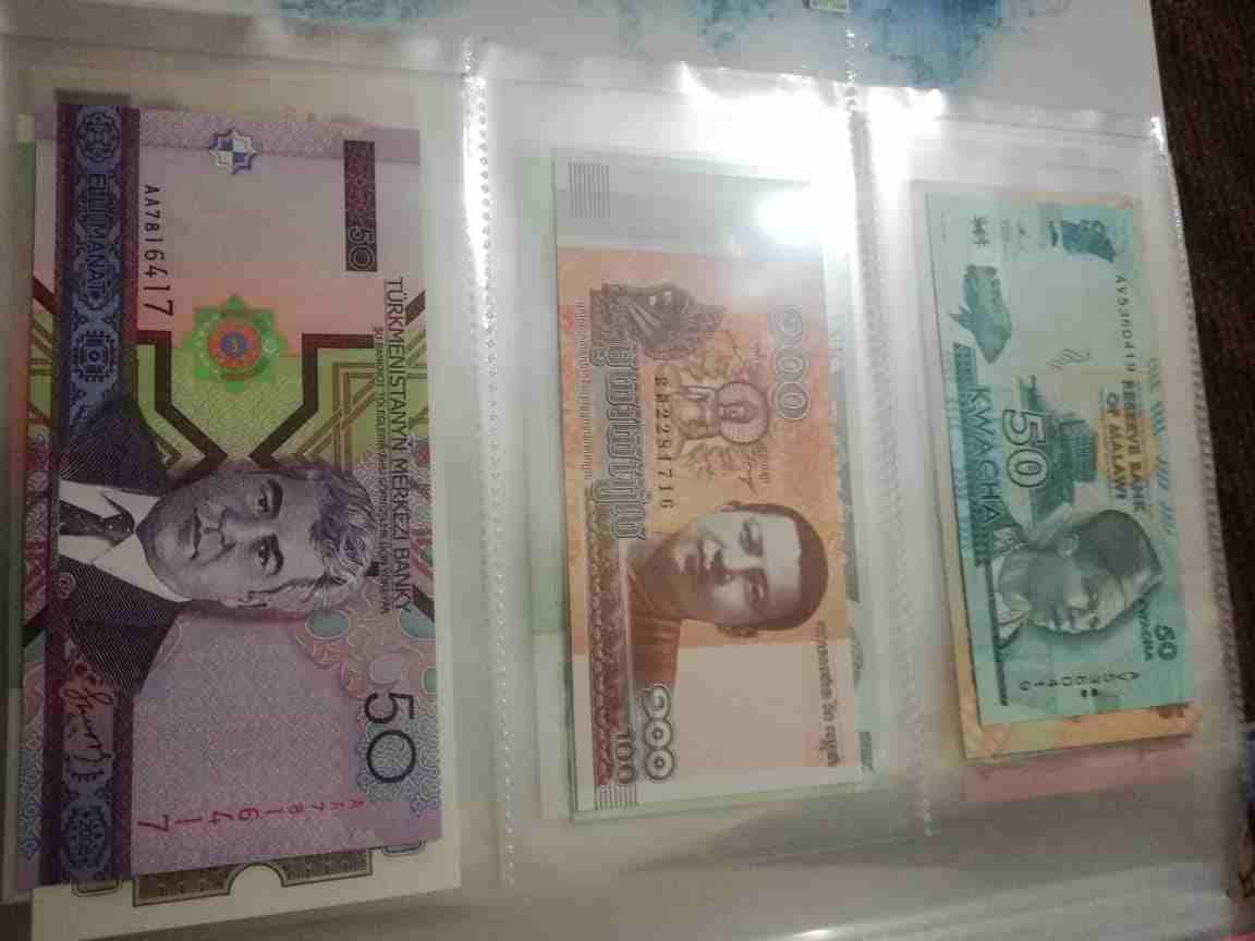 البوم عملات ورقيه
لا تنسَ أنك شاهدت هذا الإعلان في عنكبوت
البوم عملات ورقيه مع مئه عمله ورقيه انس...