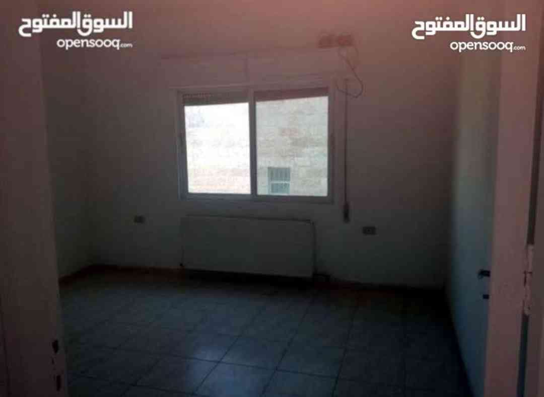 شقة للايجار في ضاحية الرشيد
لا تنسَ أنك شاهدت هذا الإعلان في عنكبوت
3غرف نوم 1منهم ماستر
صالة...