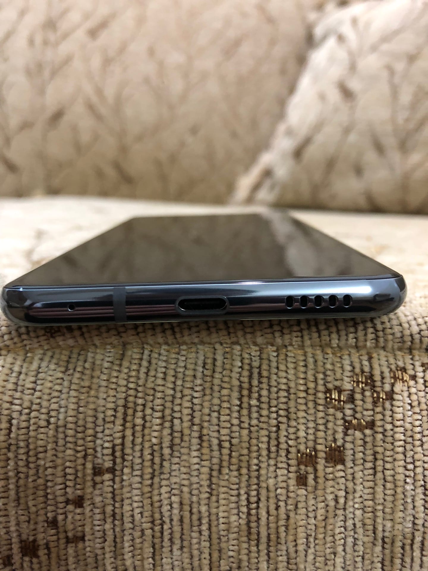ال جي حي 7 للبيع بسعر مغري LG G7 THINQ
لا تنسَ أنك شاهدت هذا الإعلان في عنكبوت
تلفون ال جي جي...