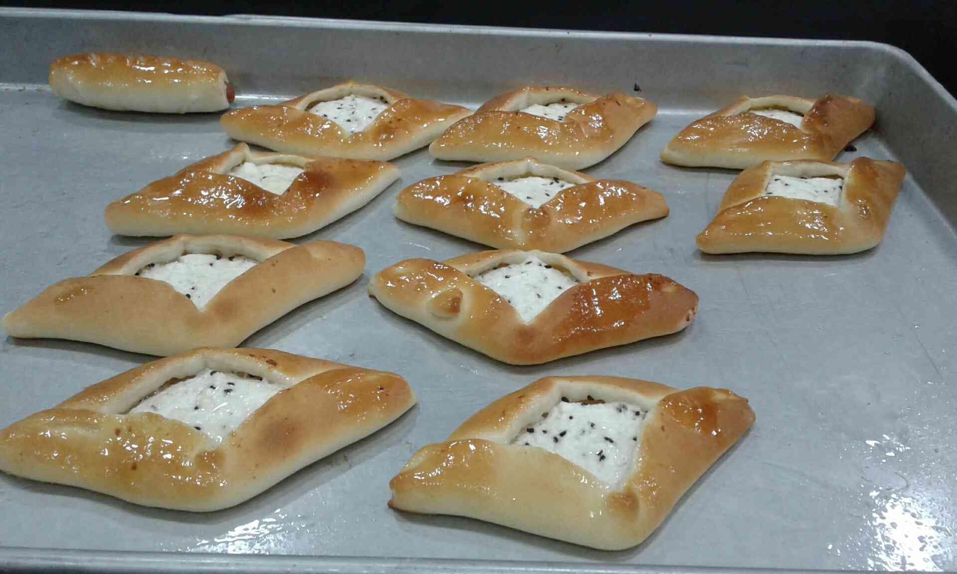 معجنات سورية سكن في البيادر أشارة الصناعة أبحث عن عمل في المعجنات
لا تنسَ أنك شاهدت هذا الإعلان في عنكبوت...