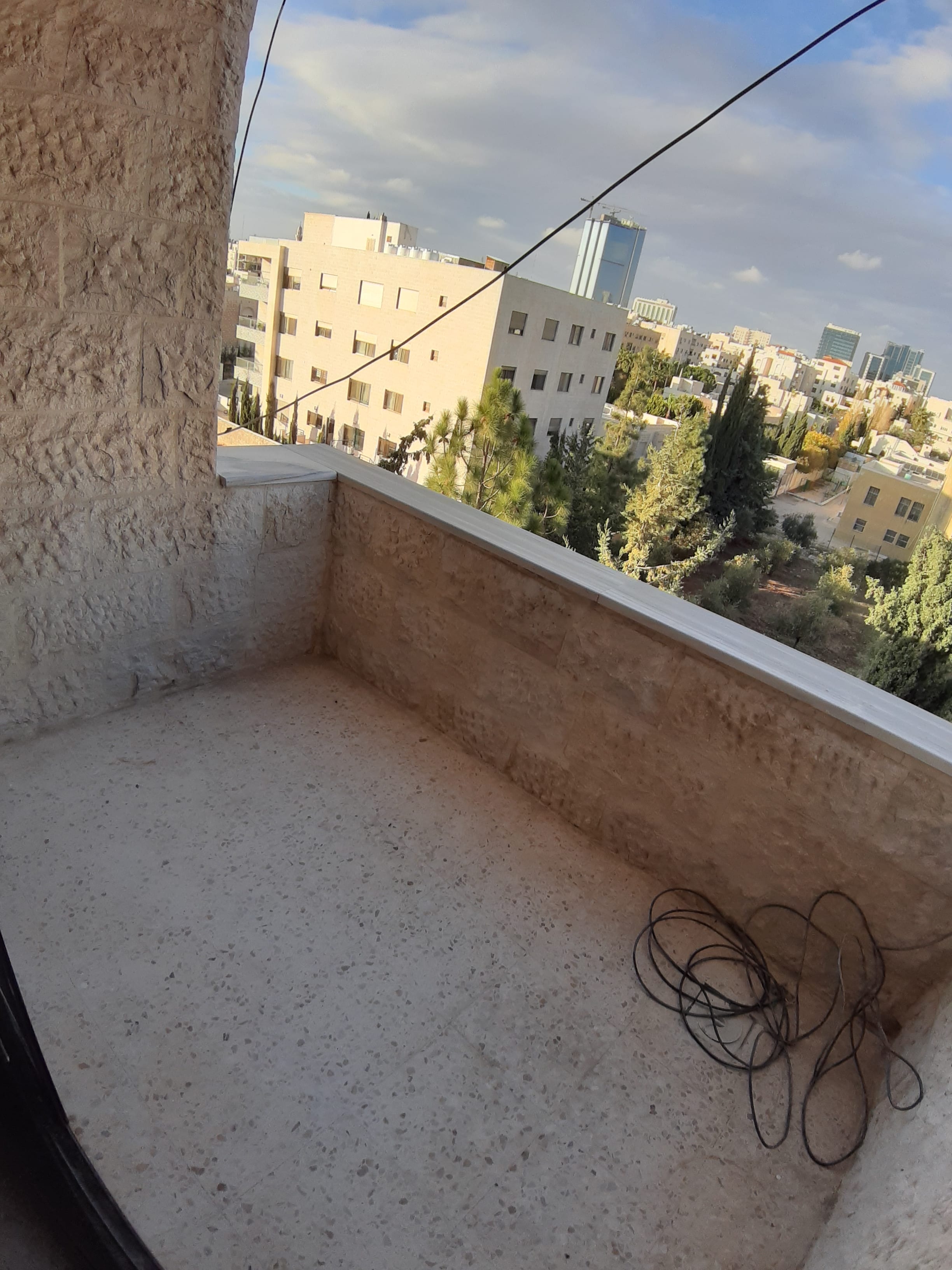 رووف فارغ للايجار في عبدون
لا تنسَ أنك شاهدت هذا الإعلان في عنكبوت
1 نوم ماستر 2 حمام صالون ض...