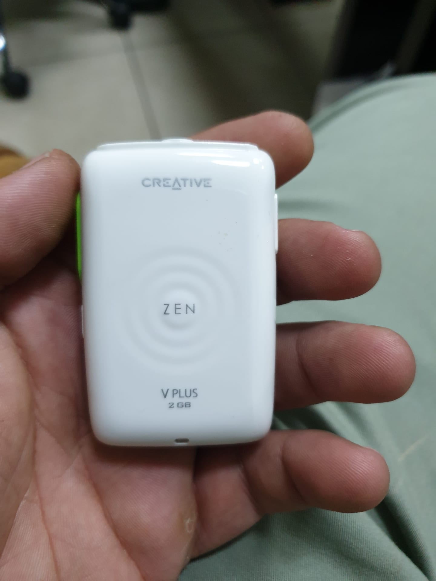 MP3 اصلي
لا تنسَ أنك شاهدت هذا الإعلان في عنكبوت
creative original...