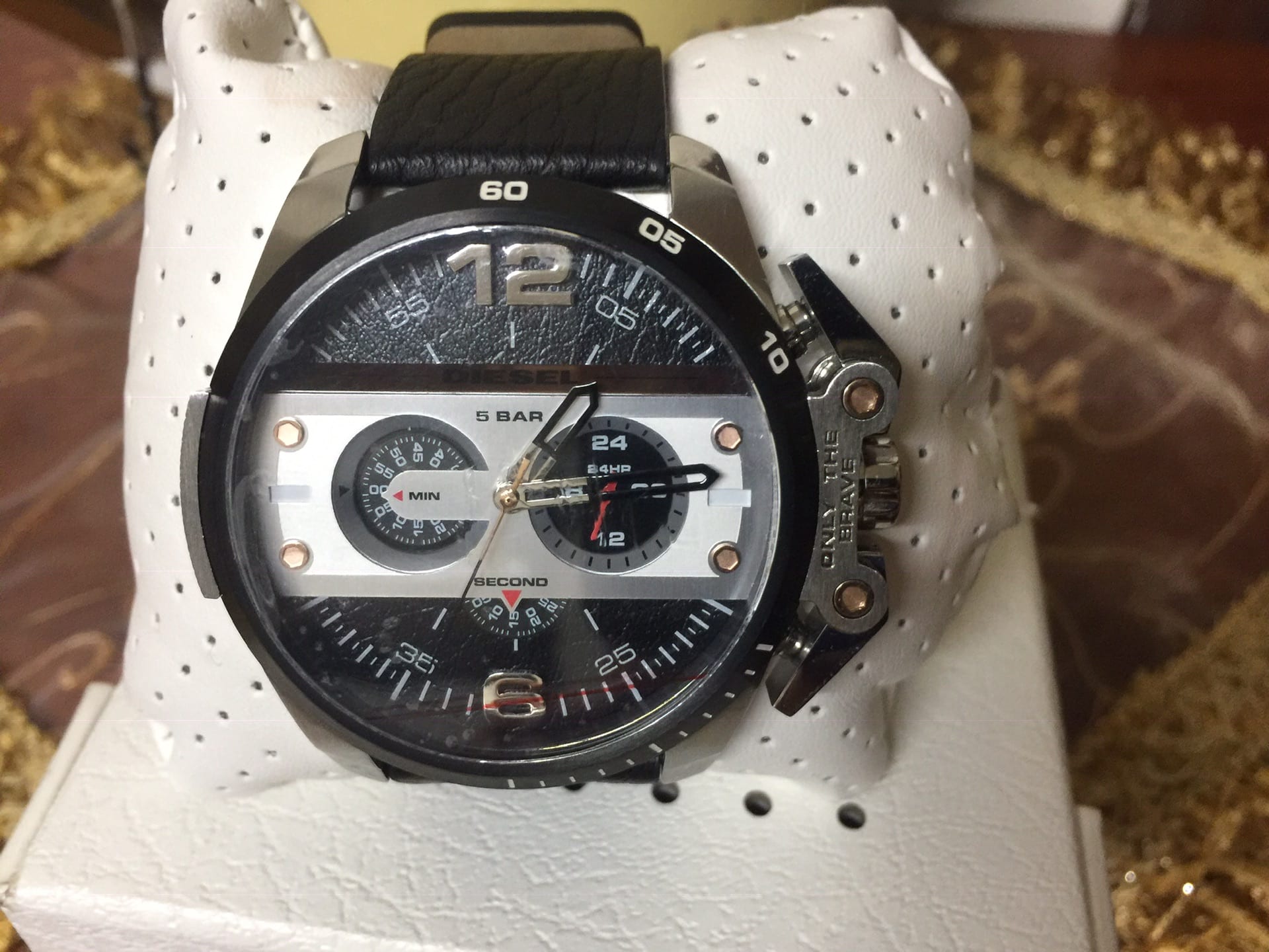 diesel watch dz4361 ساعة ماركة ديزل العالمية للبيع بسعر مغري جديده
لا تنسَ أنك شاهدت هذا الإعلان في عنكبوت...