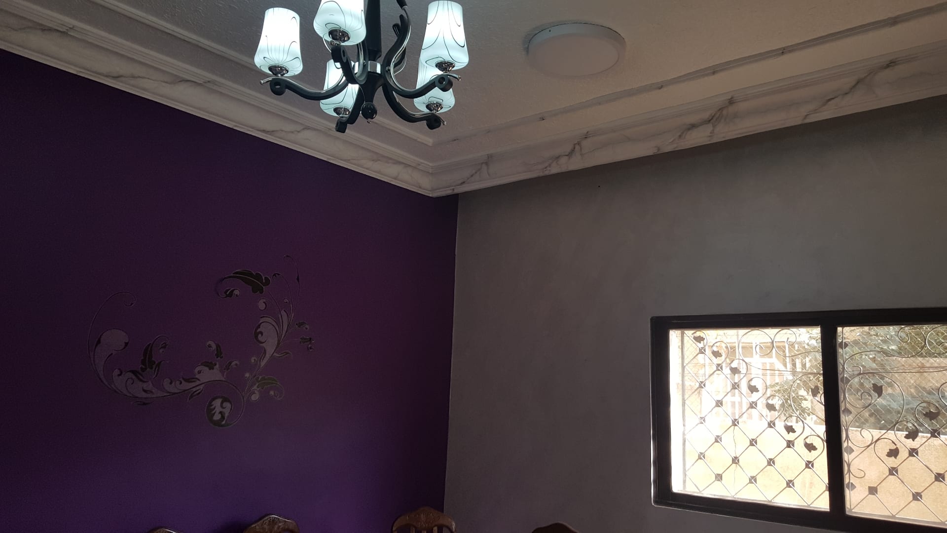 شقة للايجار حي نزال وادي عبدون
لا تنسَ أنك شاهدت هذا الإعلان في عنكبوت
شقة للايجار مكونة من...
