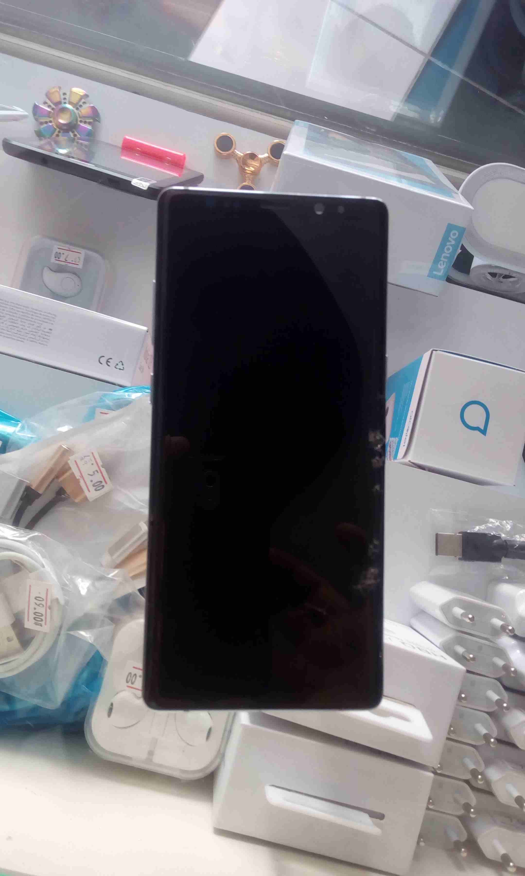 شاشة نوت Note8 فيها شعور بسيطه عن الجنب الاصليه عن جهاز للبيع
لا تنسَ أنك شاهدت هذا الإعلان في عنكبوت...