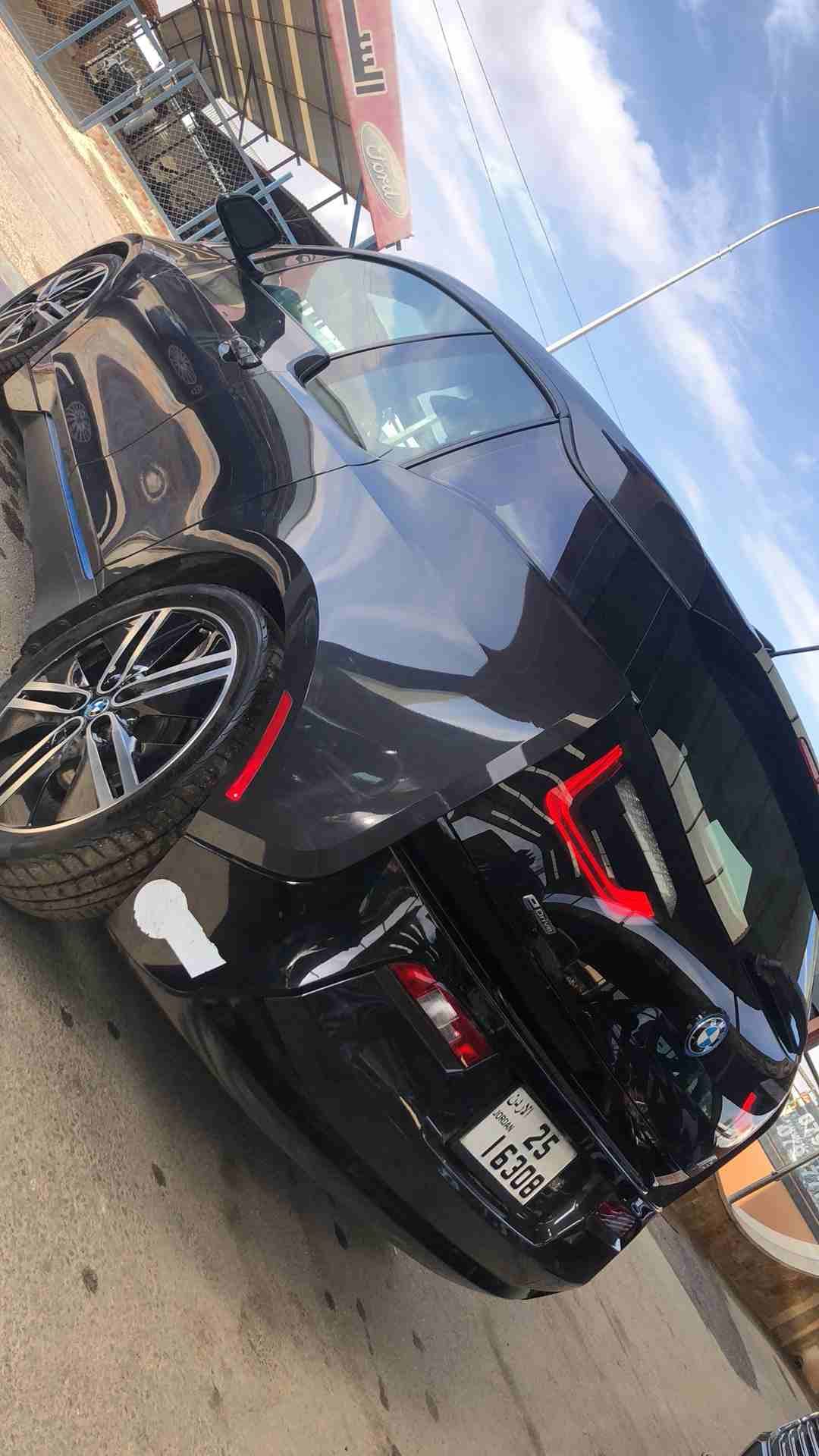 بي ام دبليو i3 بانزين وكهرباء 2014 فل الفل جمرك جديد
لا تنسَ أنك شاهدت هذا الإعلان في عنكبوت
بي...