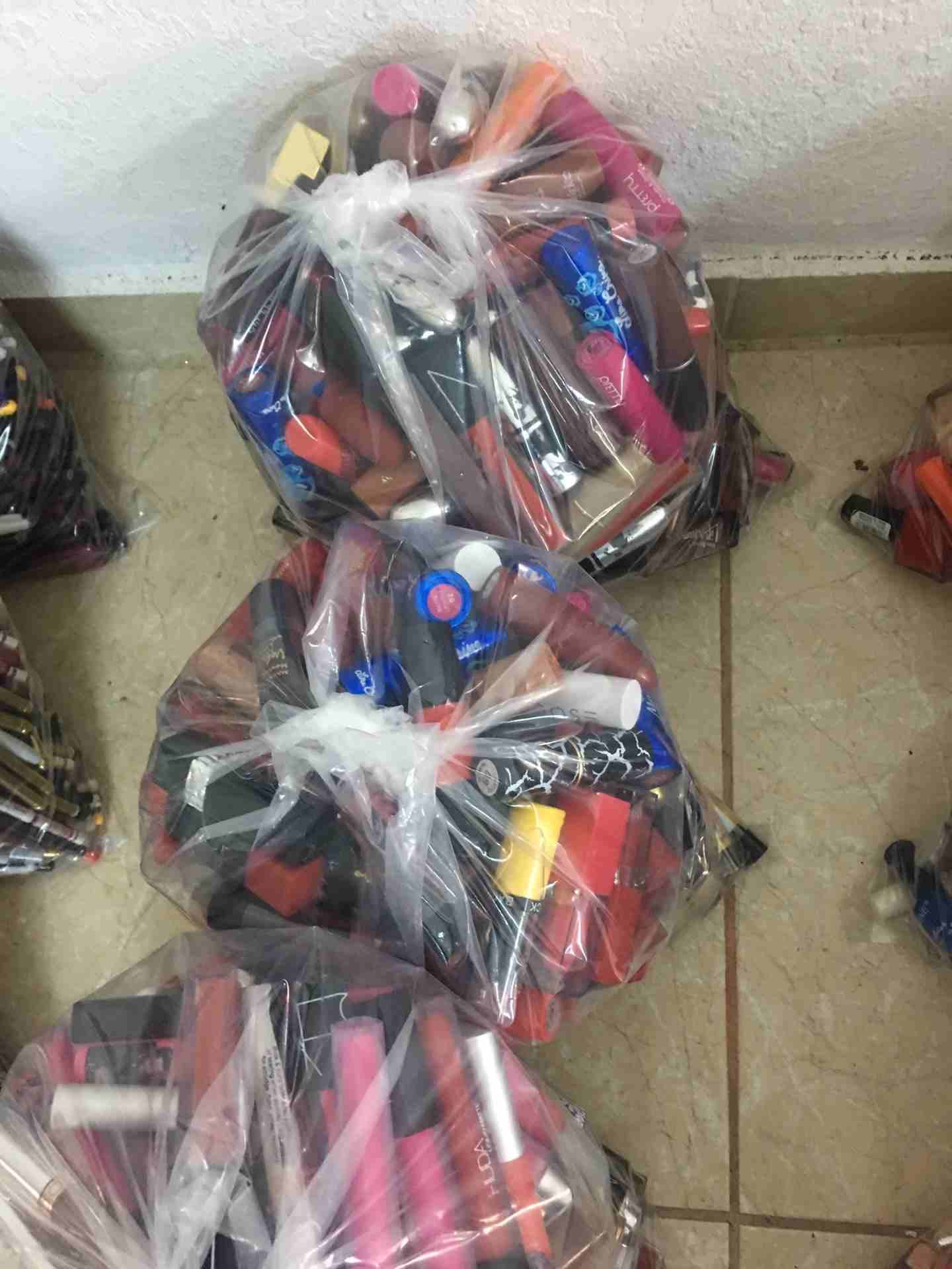 شررررررررروه 4200 قطعه بسعر محرررررروق
لا تنسَ أنك شاهدت هذا الإعلان في عنكبوت
شروه بسسسسسسسعر مح...