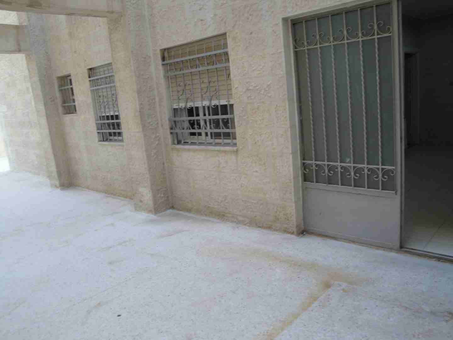 شقه 127م للبيع - دير غبار (من المالك مباشره )
لا تنسَ أنك شاهدت هذا الإعلان في عنكبوت
من المالك م...