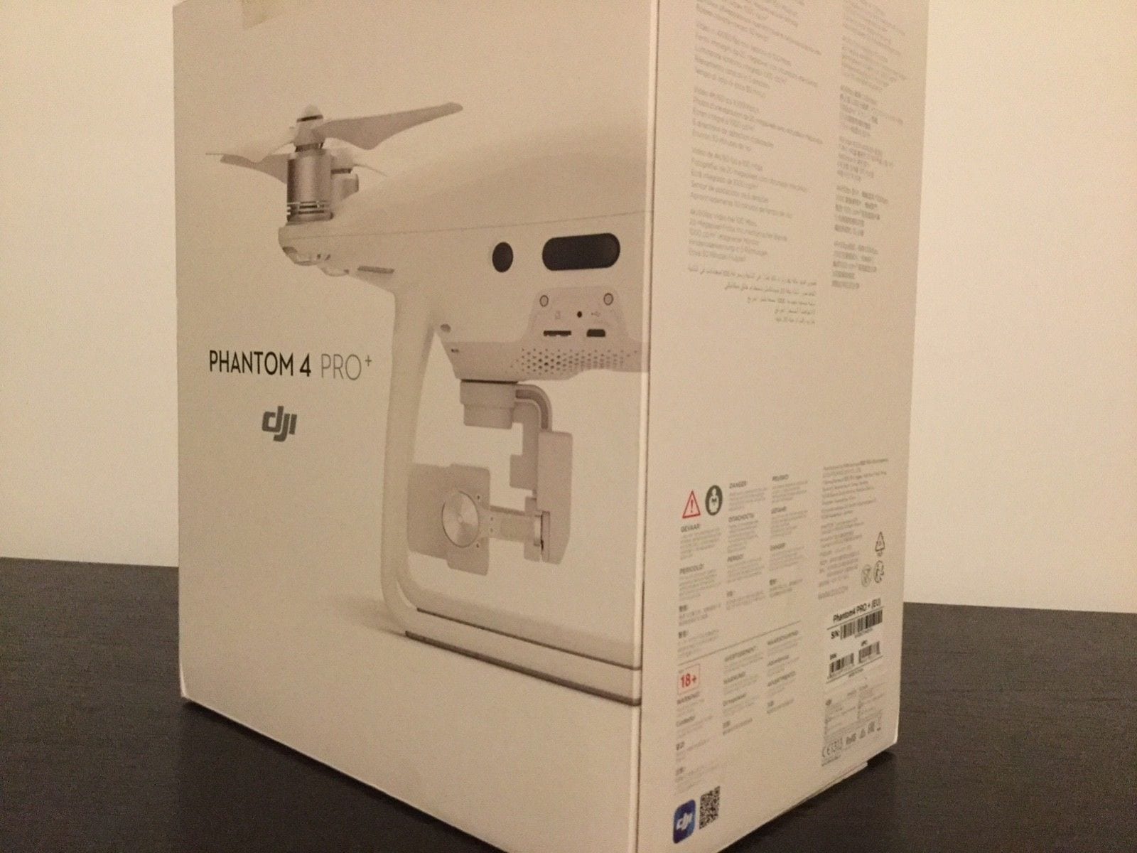Condition: brand-new, unused, unopened, undamaged item in its original packaging.
Model: DJI Phantom 4 Pro+
Country/Region of Manufacture: China
UPC: 0190021283763
Any interested buyer should pleas...
