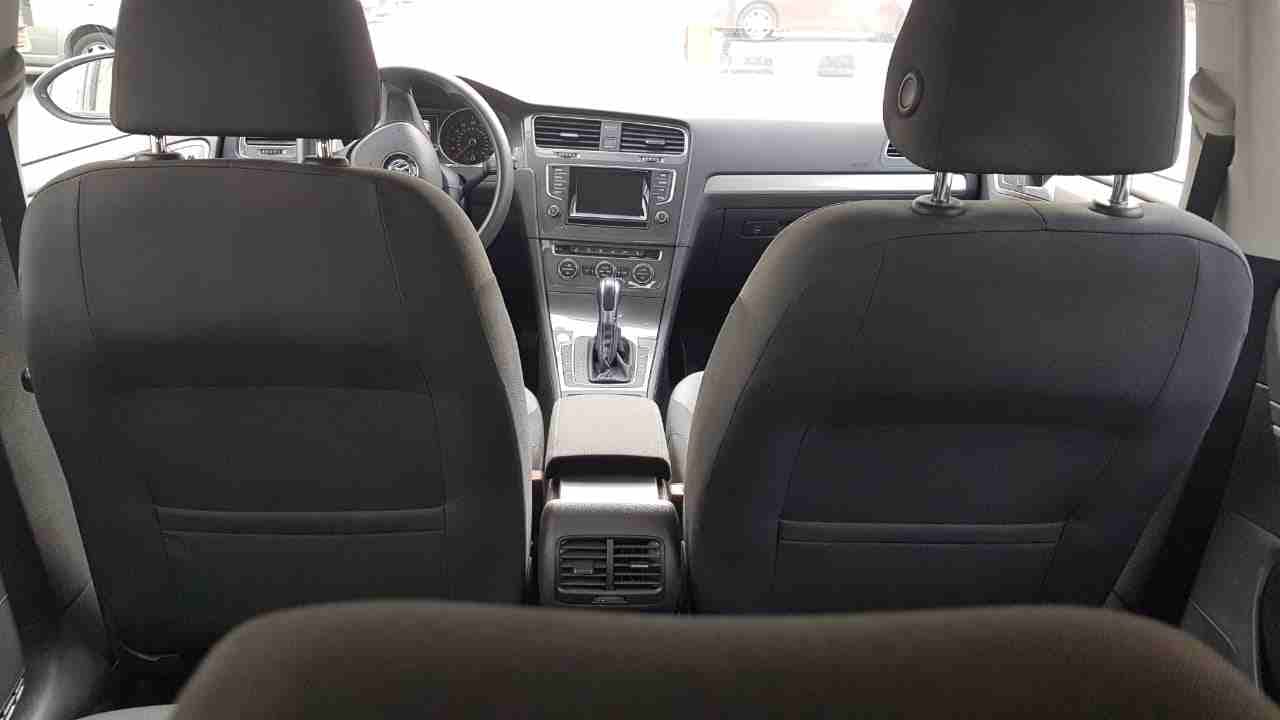 VOLKSWAGEN E-GOLF 2015 SILVER
لا تنسَ أنك شاهدت هذا الإعلان في عنكبوت
2015 جولف كهرباء E Golf SE...