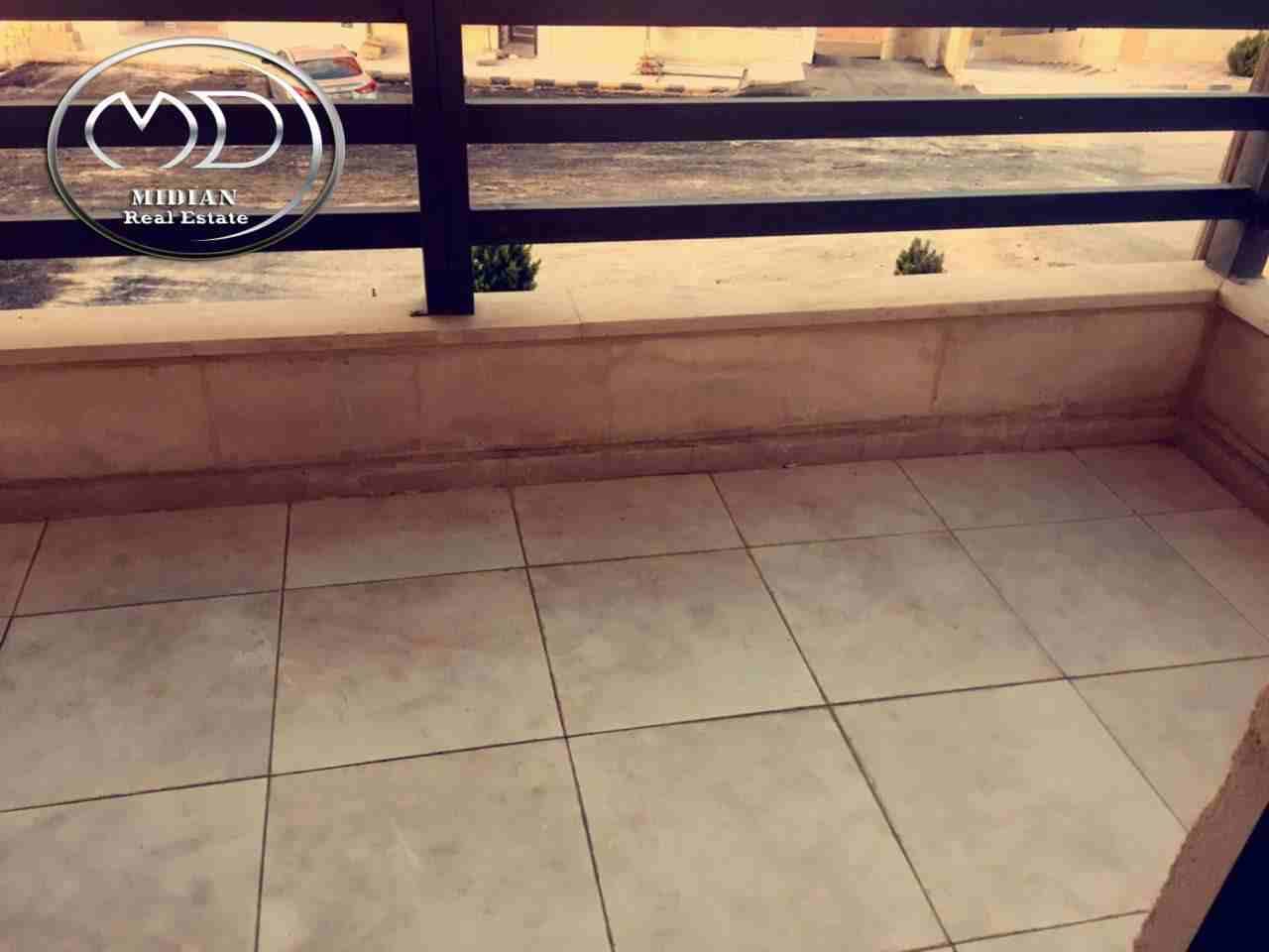 شقة جديدة فاخرة للبيع عرقوب خلدا مقابل ميداس مساحة 230م طابق ثاني سوبر ديلوكس
لا تنسَ أنك شاهدت هذا الإعلان في عنكبوت...