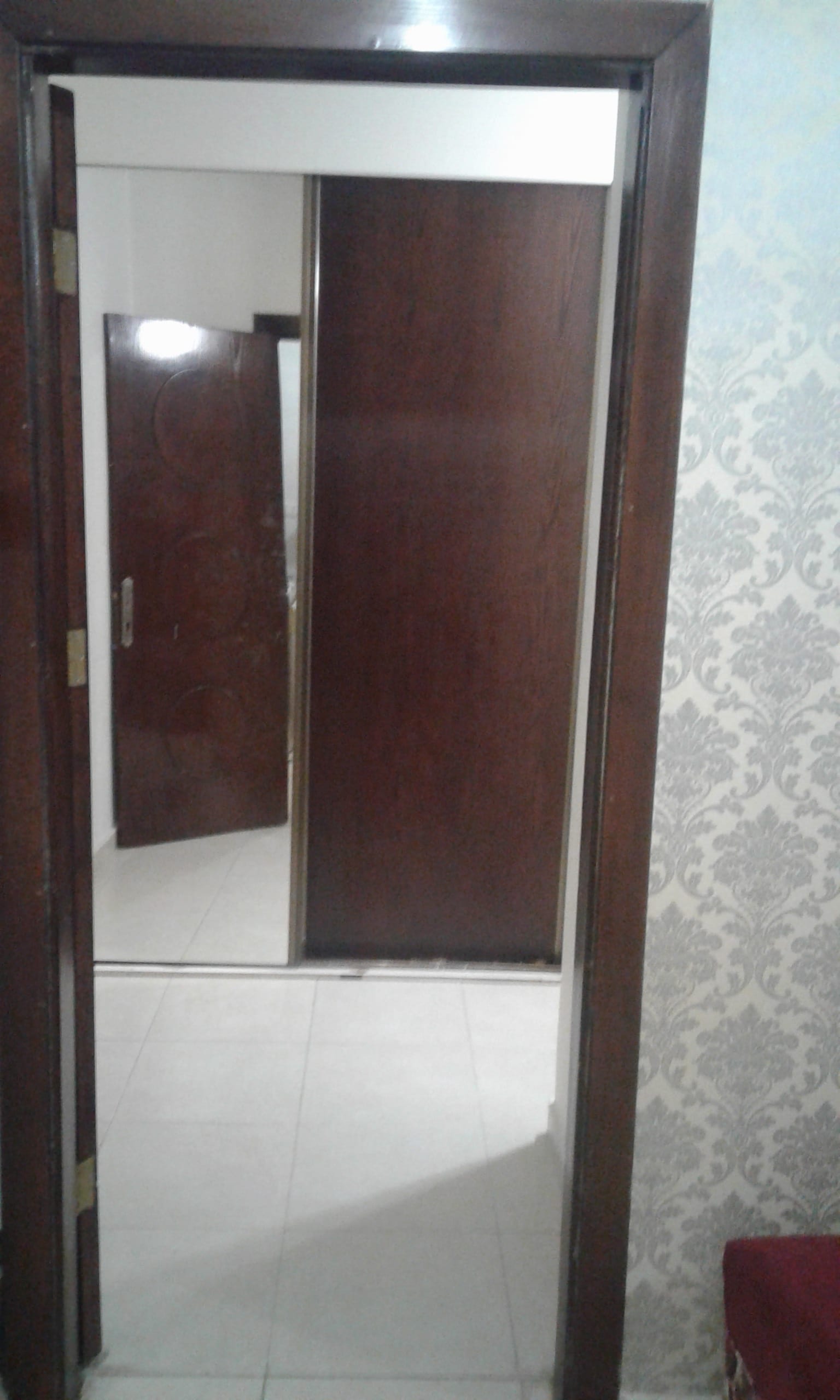 ستوديوهات مفروشه للإيجار اليومي. Full furnished studios for daily rent 35JDs
لا تنسَ أنك شاهدت هذا الإعلان في عنكبوت...
