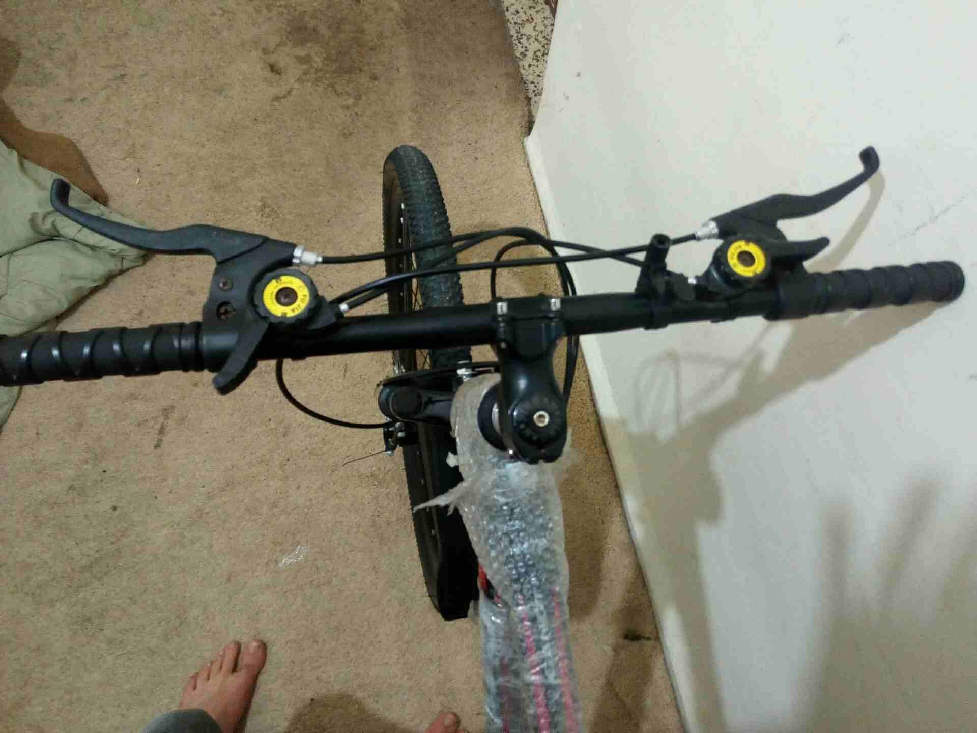بسكليت
لا تنسَ أنك شاهدت هذا الإعلان في عنكبوت
بسكليت للبيع صيني جديد ال سعر 700 دينار...