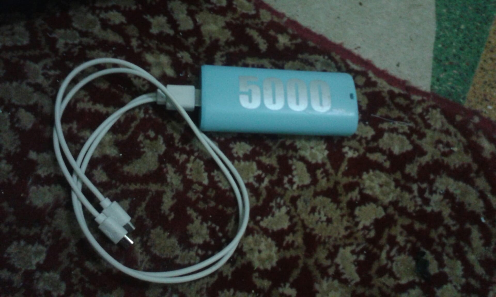 باور بانك 5000
لا تنسَ أنك شاهدت هذا الإعلان في عنكبوت
جبار يشحن لخمس شحنات...