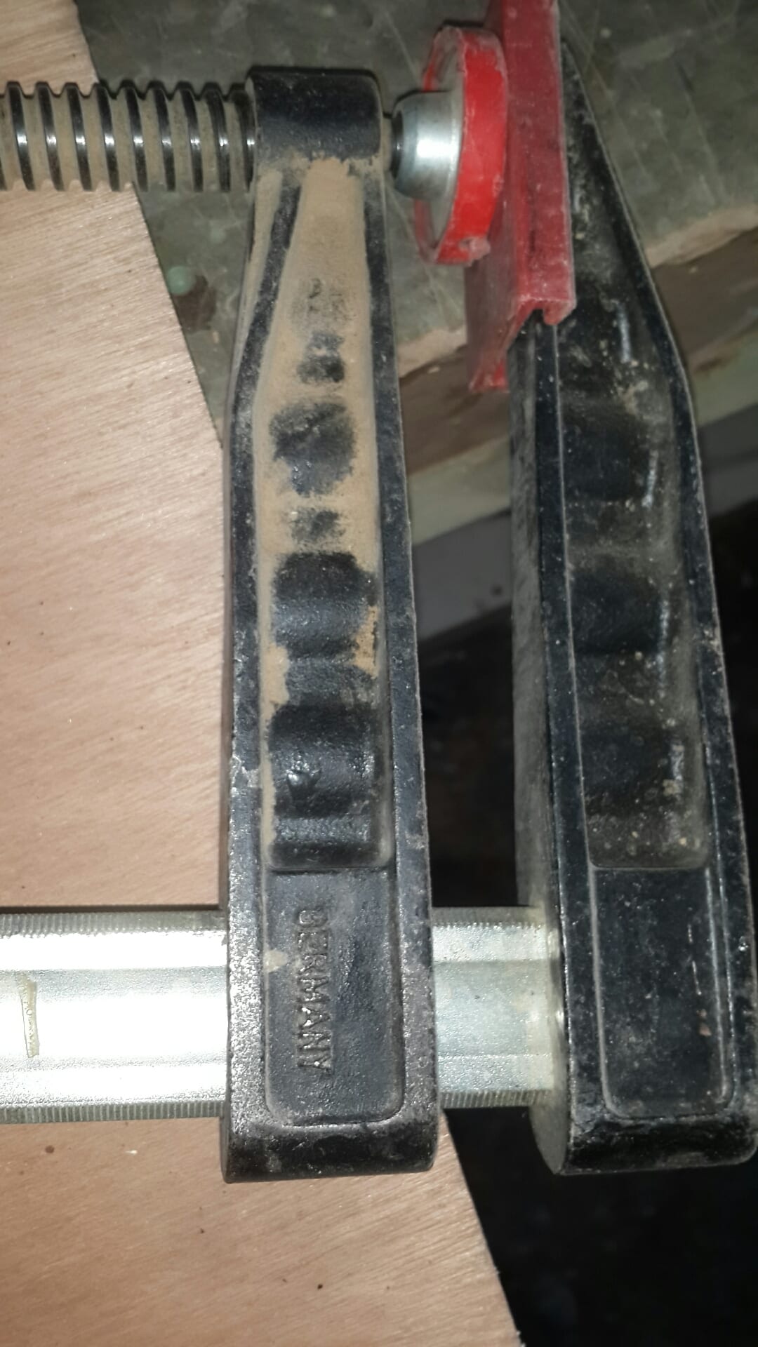 عدة منجرة
لا تنسَ أنك شاهدت هذا الإعلان في عنكبوت
عدة منجرة للبيع...