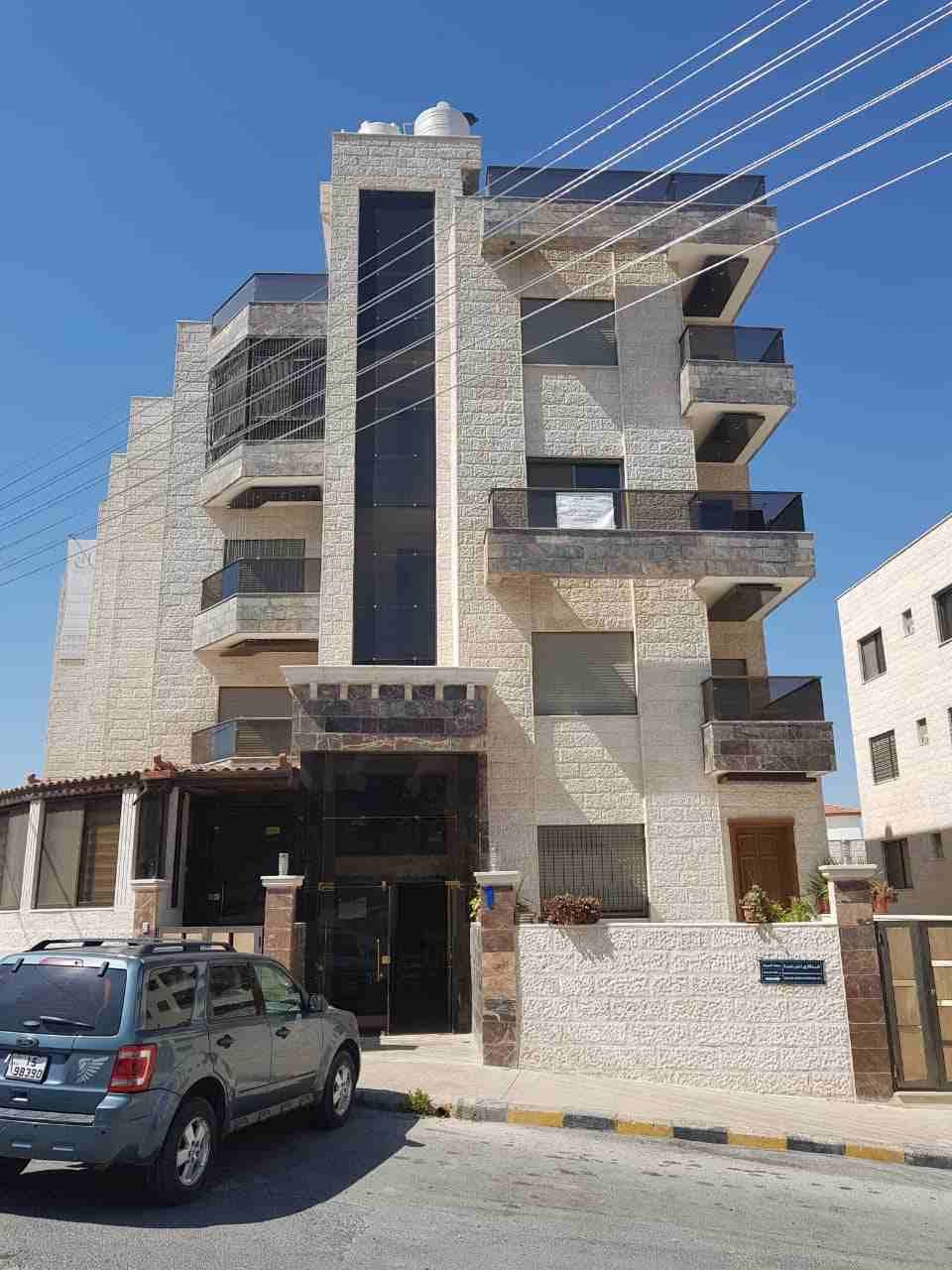 شقة شبه ارضية 184 متر مع مدخل جانبي وترس في ضاحية الرشيد الجبيهة بالقرب من دوار المغناطيس
لا تنسَ أنك شاهدت هذا الإعلان في عنكبوت...