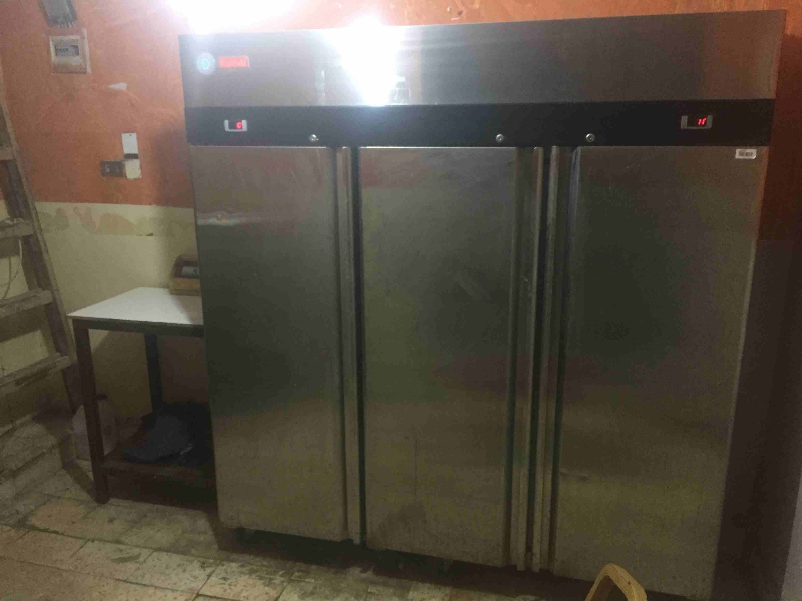 مطعم حمص وفلافل للبيع
لا تنسَ أنك شاهدت هذا الإعلان في عنكبوت
مطعم بكامل معداته ومعدات مشغل للبيع...
