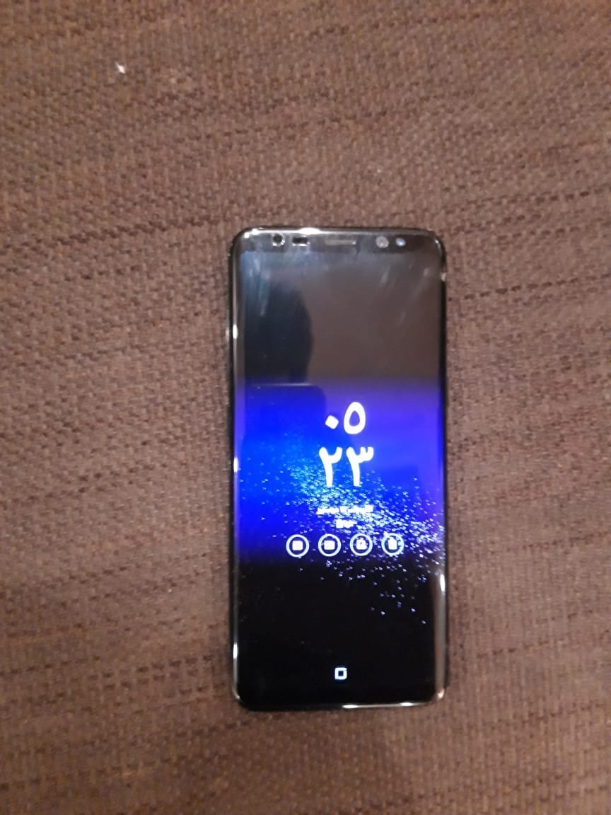 Samsung S8 بحالة الوكالة
لا تنسَ أنك شاهدت هذا الإعلان في عنكبوت
معاه كرتونه و شاحن و سماعات...