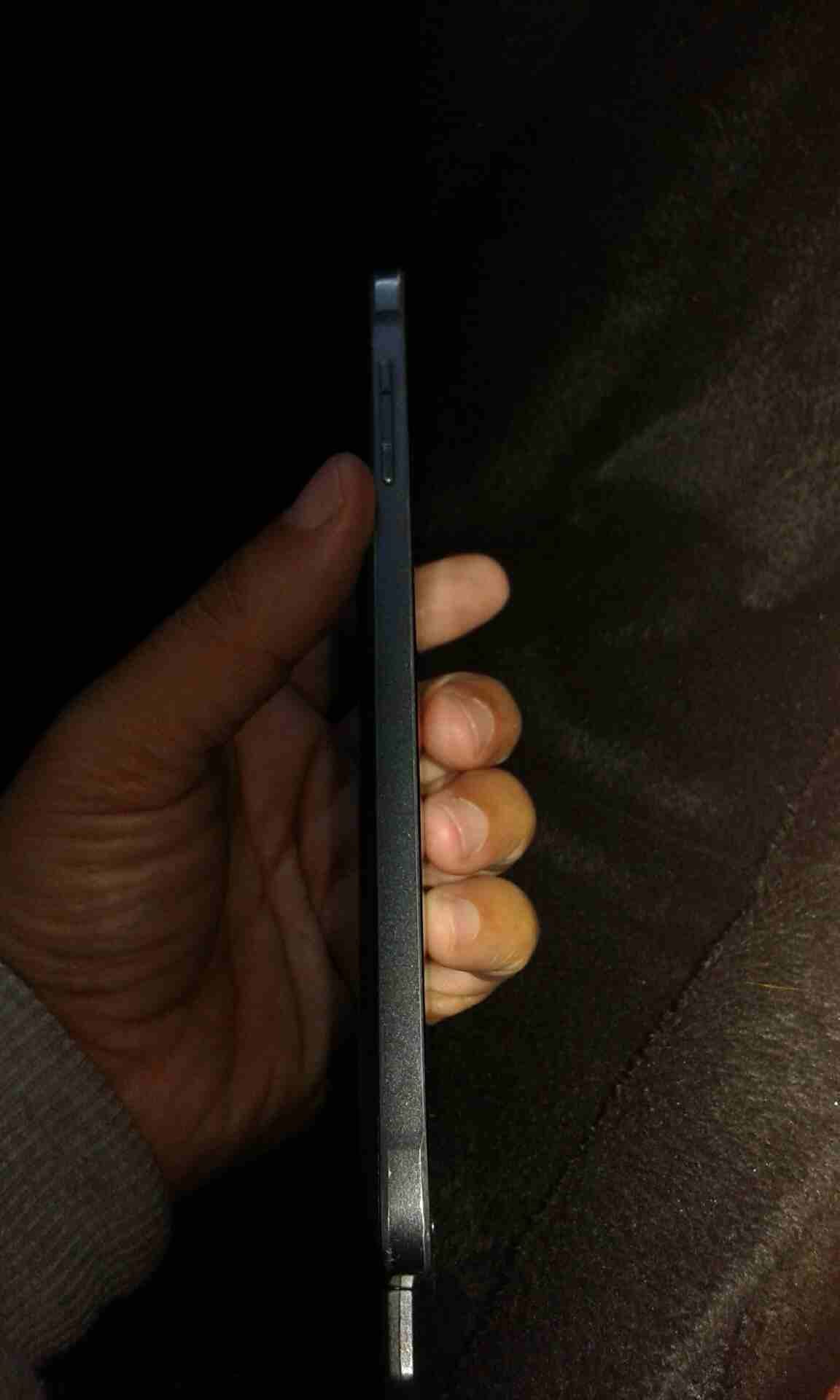 سامسونج نوت 4
لا تنسَ أنك شاهدت هذا الإعلان في عنكبوت
نوت 4 بحال الوكالة
كامل اغراضه معه
معه كر...