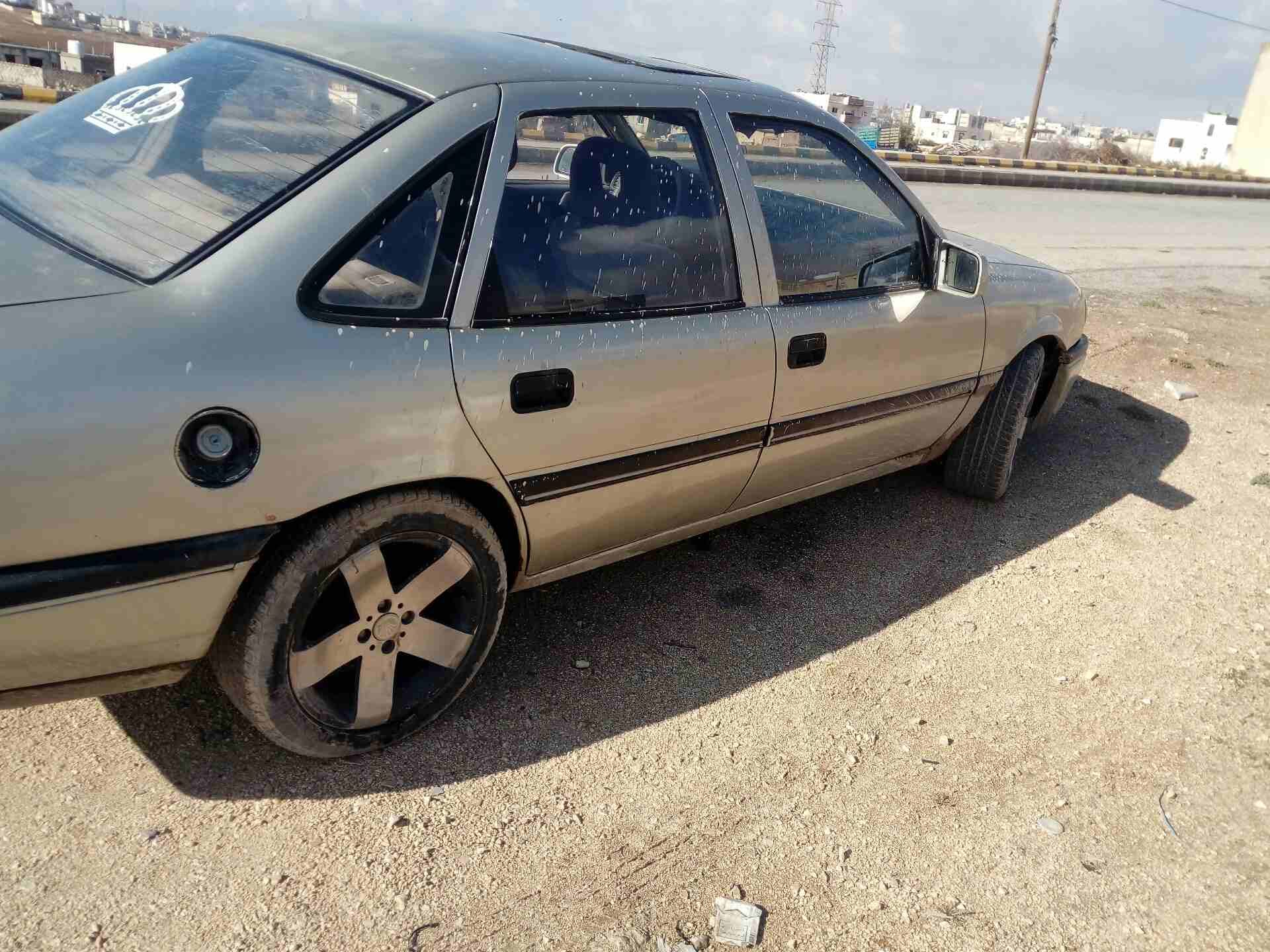 اوبل فكتره. مديل 1990 حاله جيدة لبيع
لا تنسَ أنك شاهدت هذا الإعلان في عنكبوت
فتحه كهرباء
متور 16...