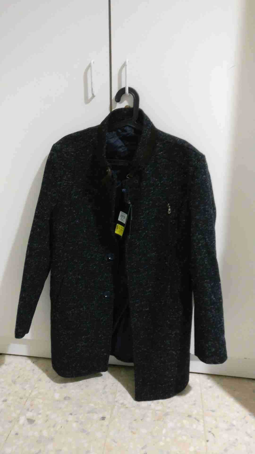 جاكيت - معطف - جاكيت طويل- jacket
لا تنسَ أنك شاهدت هذا الإعلان في عنكبوت
للبيع معطف تركي ماركة c...