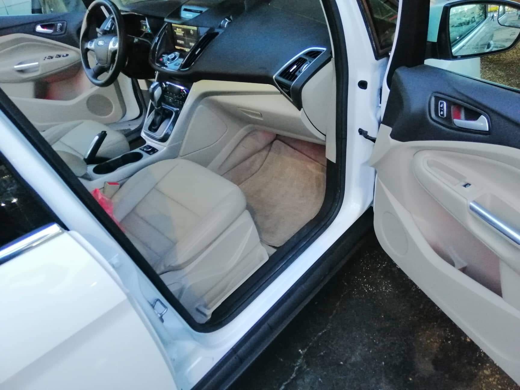 FORD C-MAX 2013 فورد سي ماكس ابيض
لا تنسَ أنك شاهدت هذا الإعلان في عنكبوت
كاش فقط السعر نهائي...
