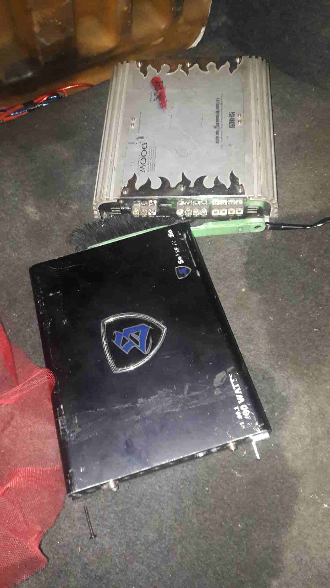 امبيفير swsمونو 1200 وات بقووم 4 صباات وامبيفير بوشمن 900
لا تنسَ أنك شاهدت هذا الإعلان في عنكبوت...