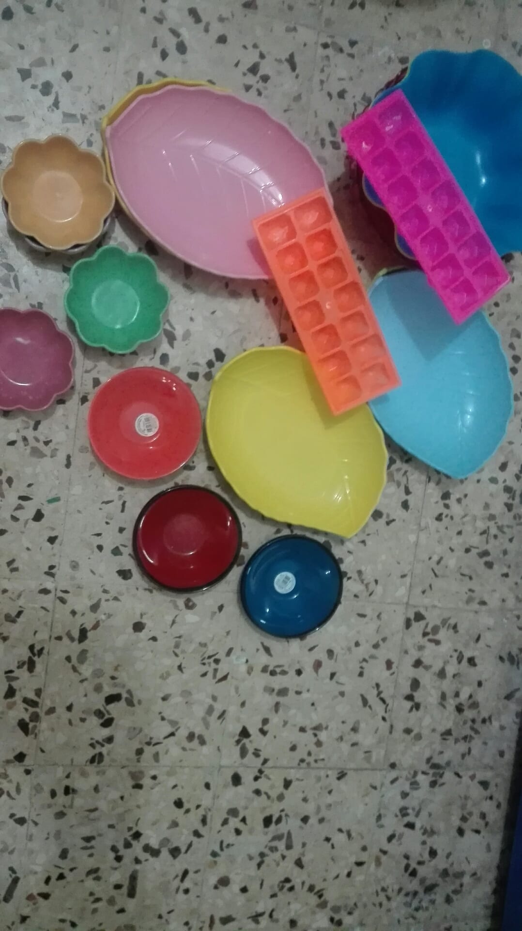 الزرقاء حي الفلاح الزواهرة
لا تنسَ أنك شاهدت هذا الإعلان في عنكبوت
صحون فواكه بلاستيك زبادي...